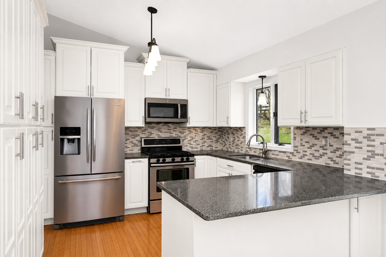 View of Residential at 2916 Frank Street, Maplewood MN 55109, Maplewood (4 of 25) - Mike Wilen | Minnesota Team Real Estate