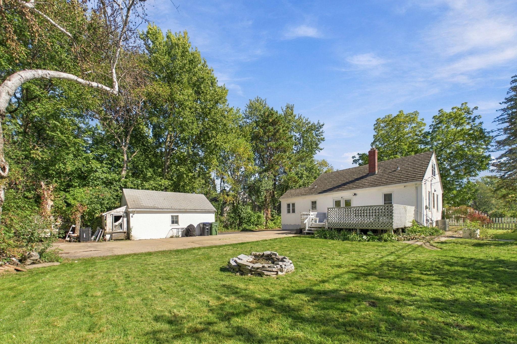 View of Residential at 2359 Victoria Street, Roseville MN 55113, Roseville (23 of 27) - Mike Wilen | Minnesota Team Real Estate