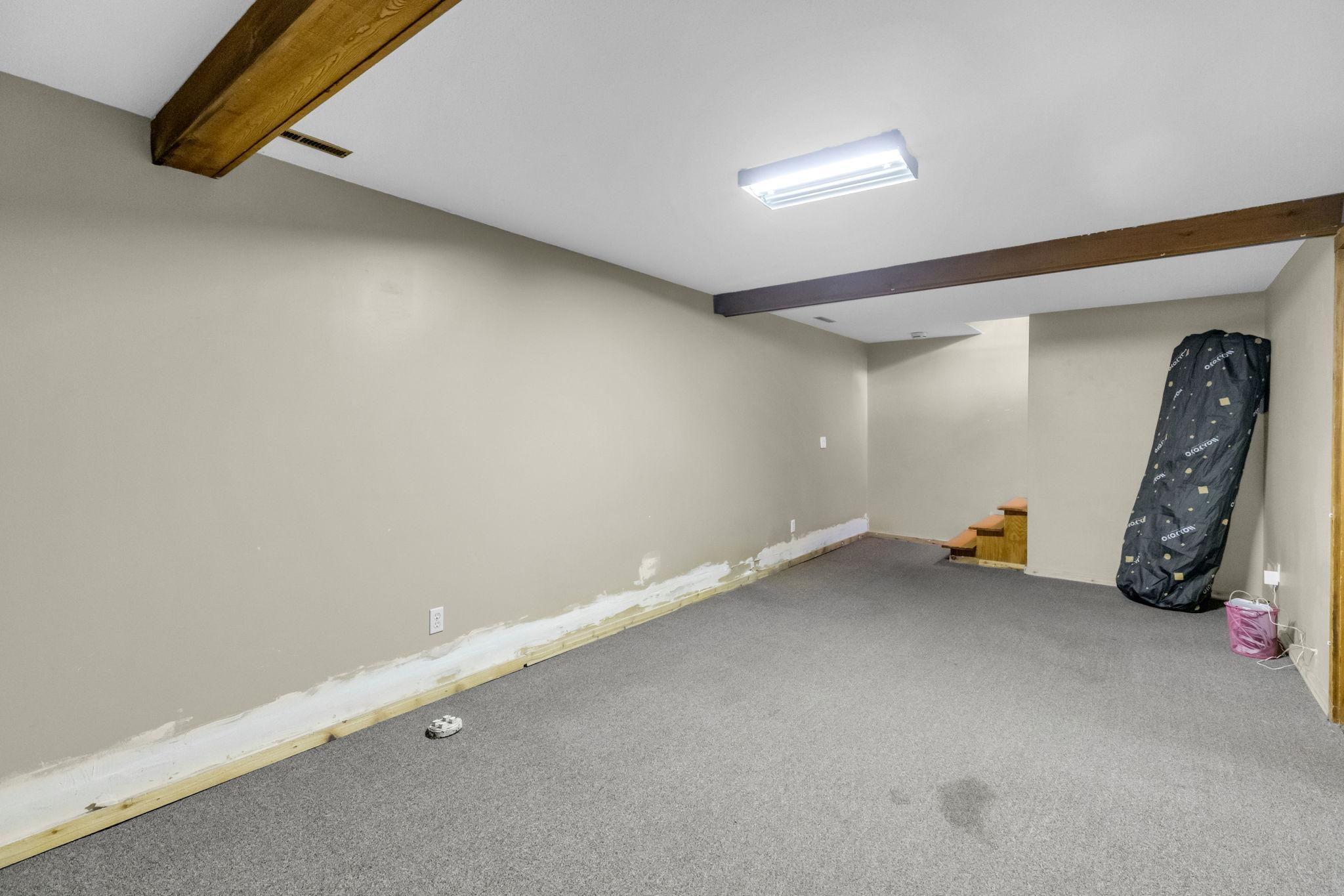 View of Residential at 6432 Zealand Avenue, Brooklyn Park MN 55428, Brooklyn Park (22 of 37) - Mike Wilen | Minnesota Team Real Estate