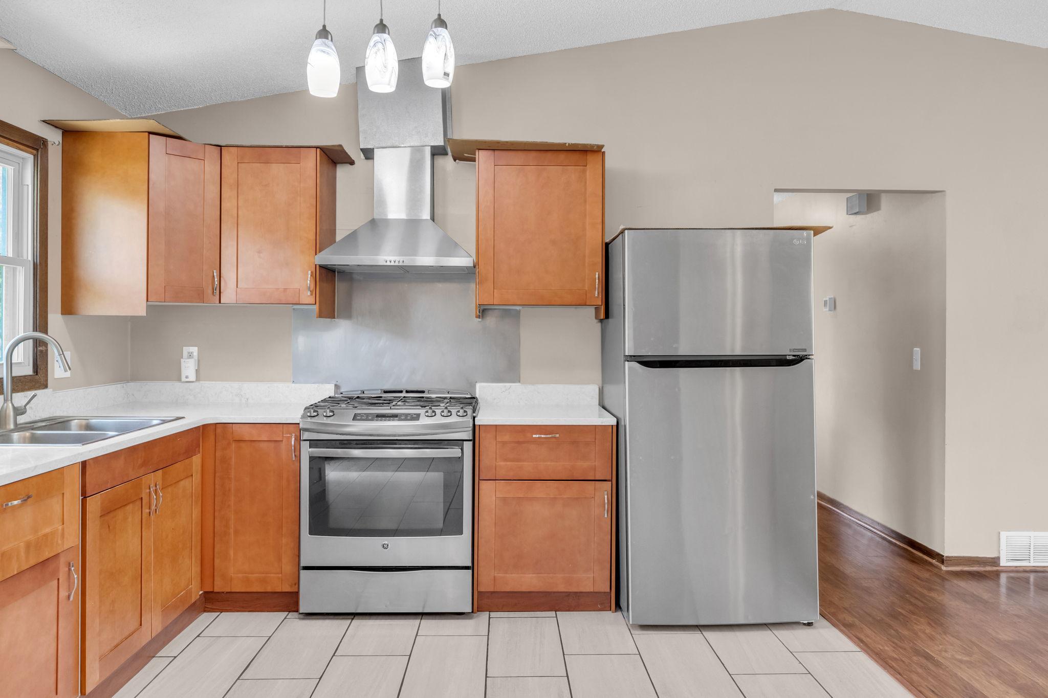 View of Residential at 6432 Zealand Avenue, Brooklyn Park MN 55428, Brooklyn Park (14 of 37) - Mike Wilen | Minnesota Team Real Estate