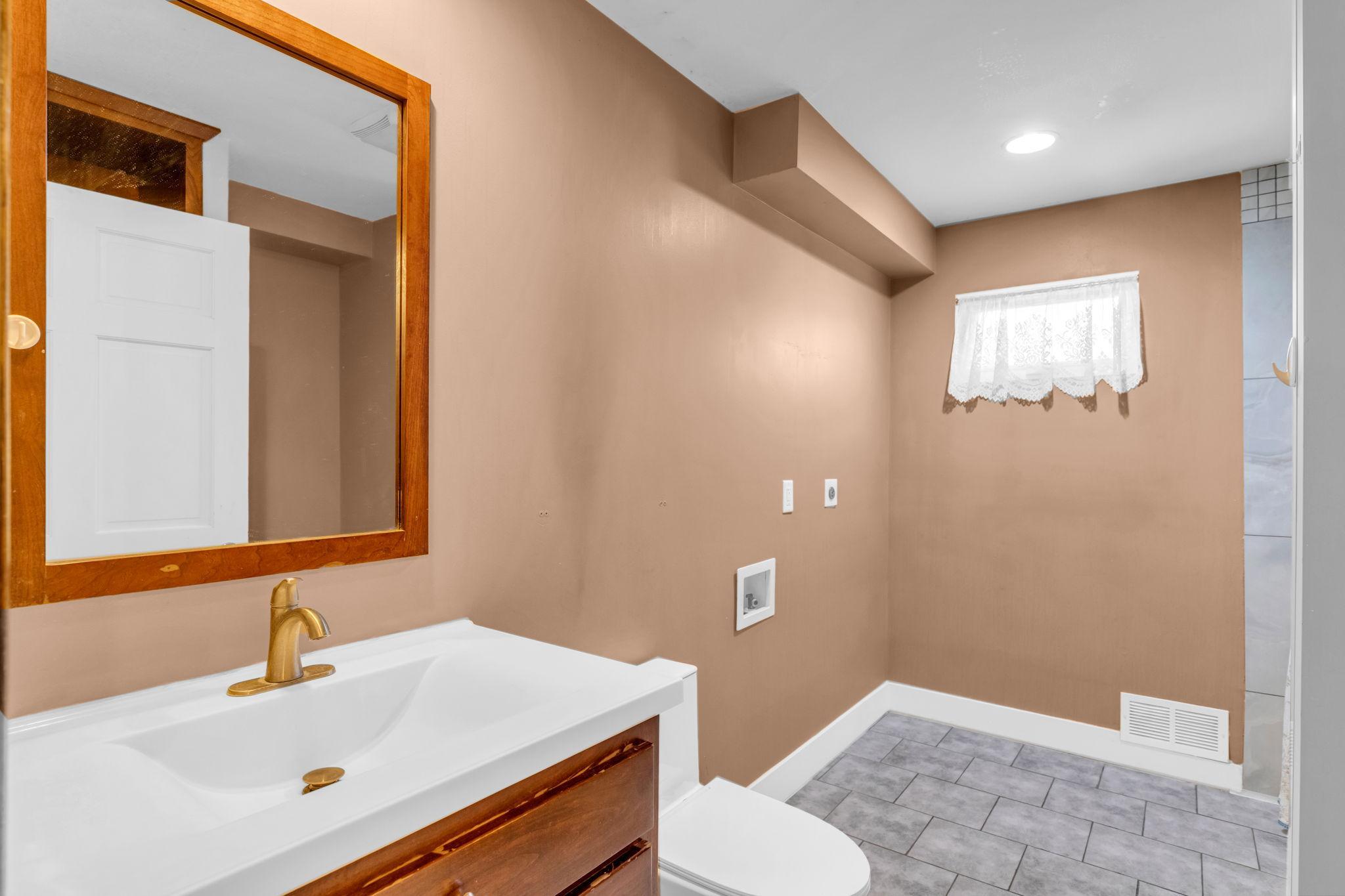 View of Residential at 6432 Zealand Avenue, Brooklyn Park MN 55428, Brooklyn Park (20 of 37) - Mike Wilen | Minnesota Team Real Estate