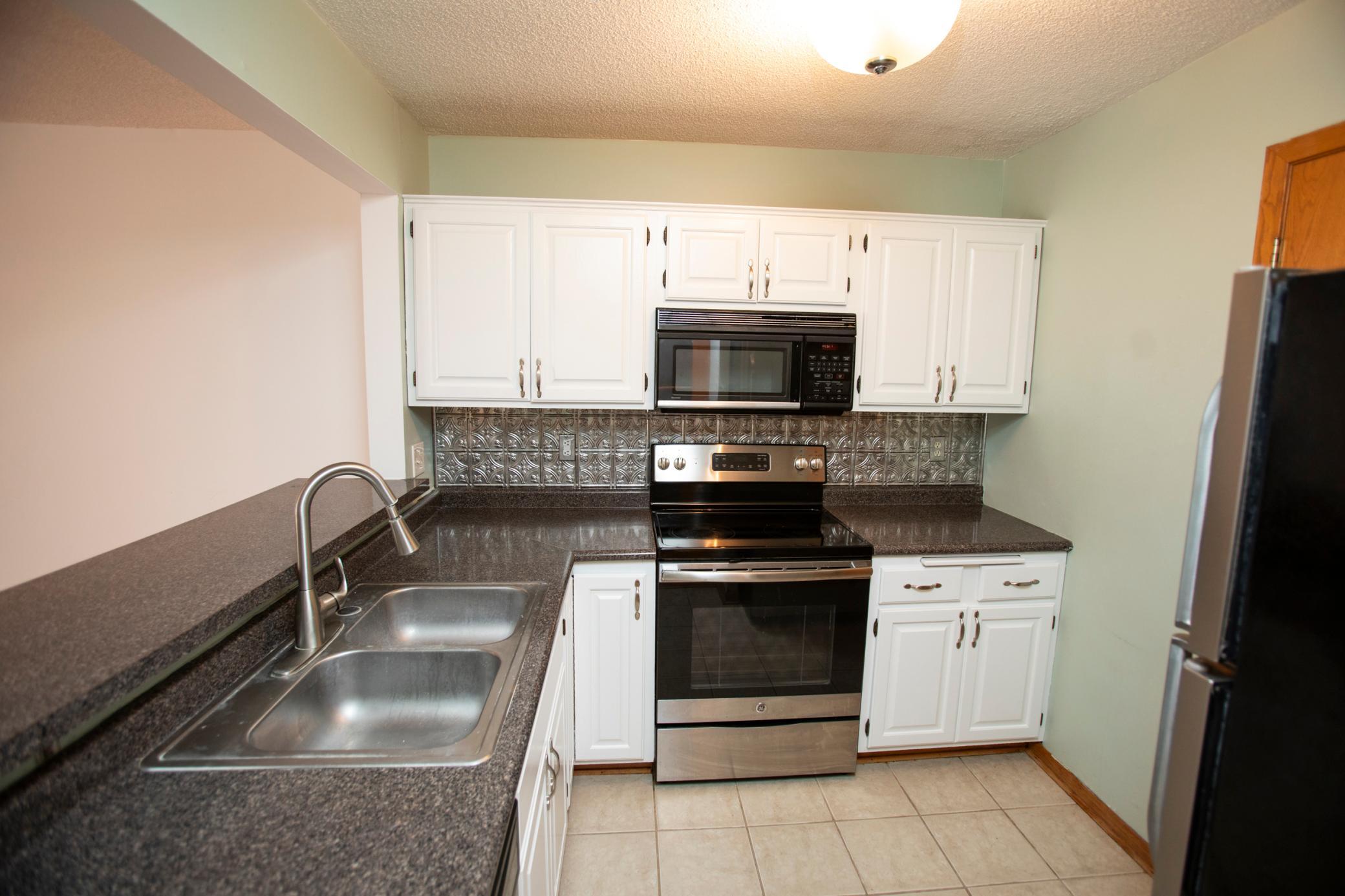 View of Residential at 15805 24th Avenue #F, Plymouth MN 55447, Plymouth (4 of 29) - Mike Wilen | Minnesota Team Real Estate