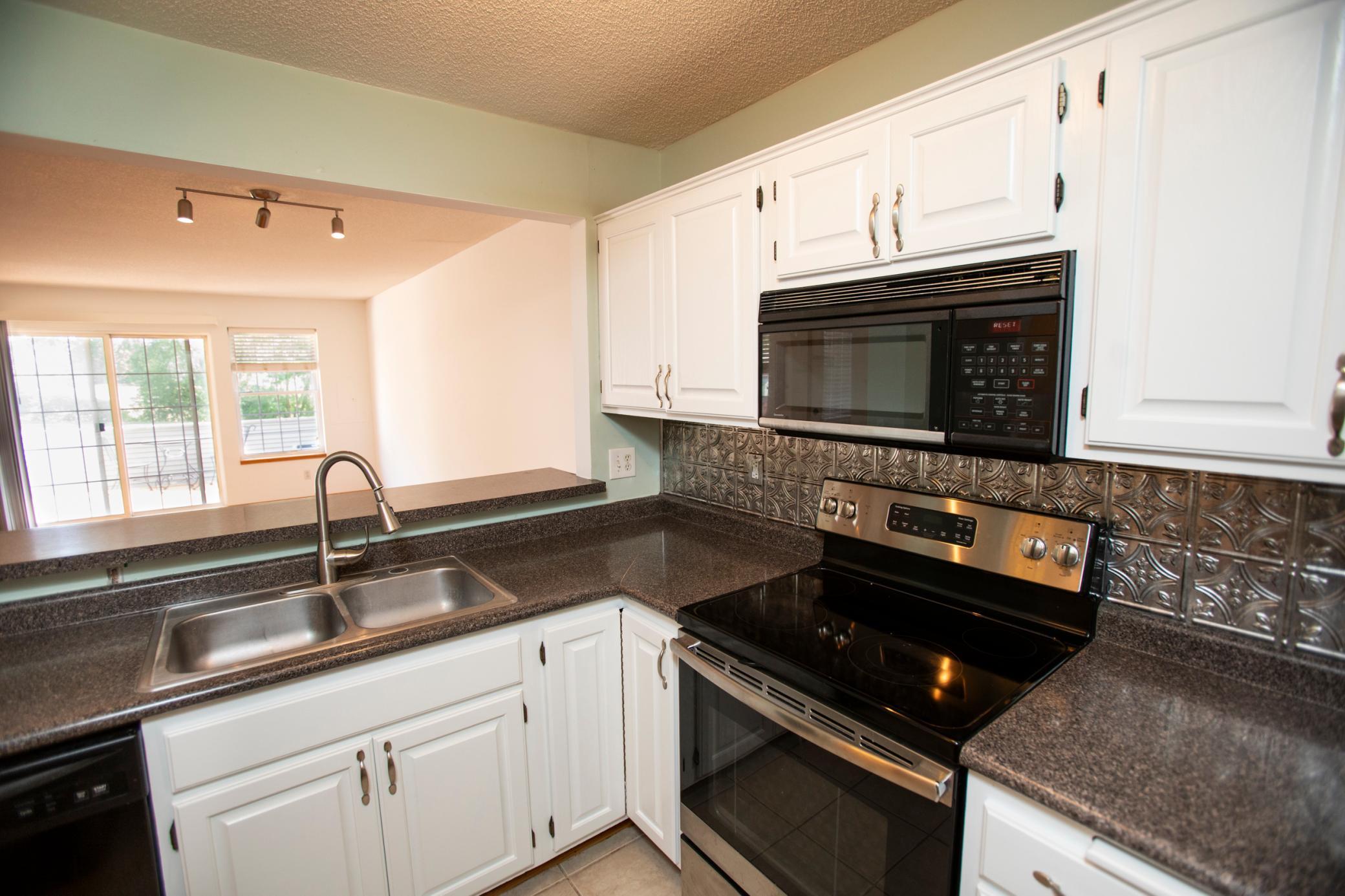 View of Residential at 15805 24th Avenue #F, Plymouth MN 55447, Plymouth (5 of 29) - Mike Wilen | Minnesota Team Real Estate