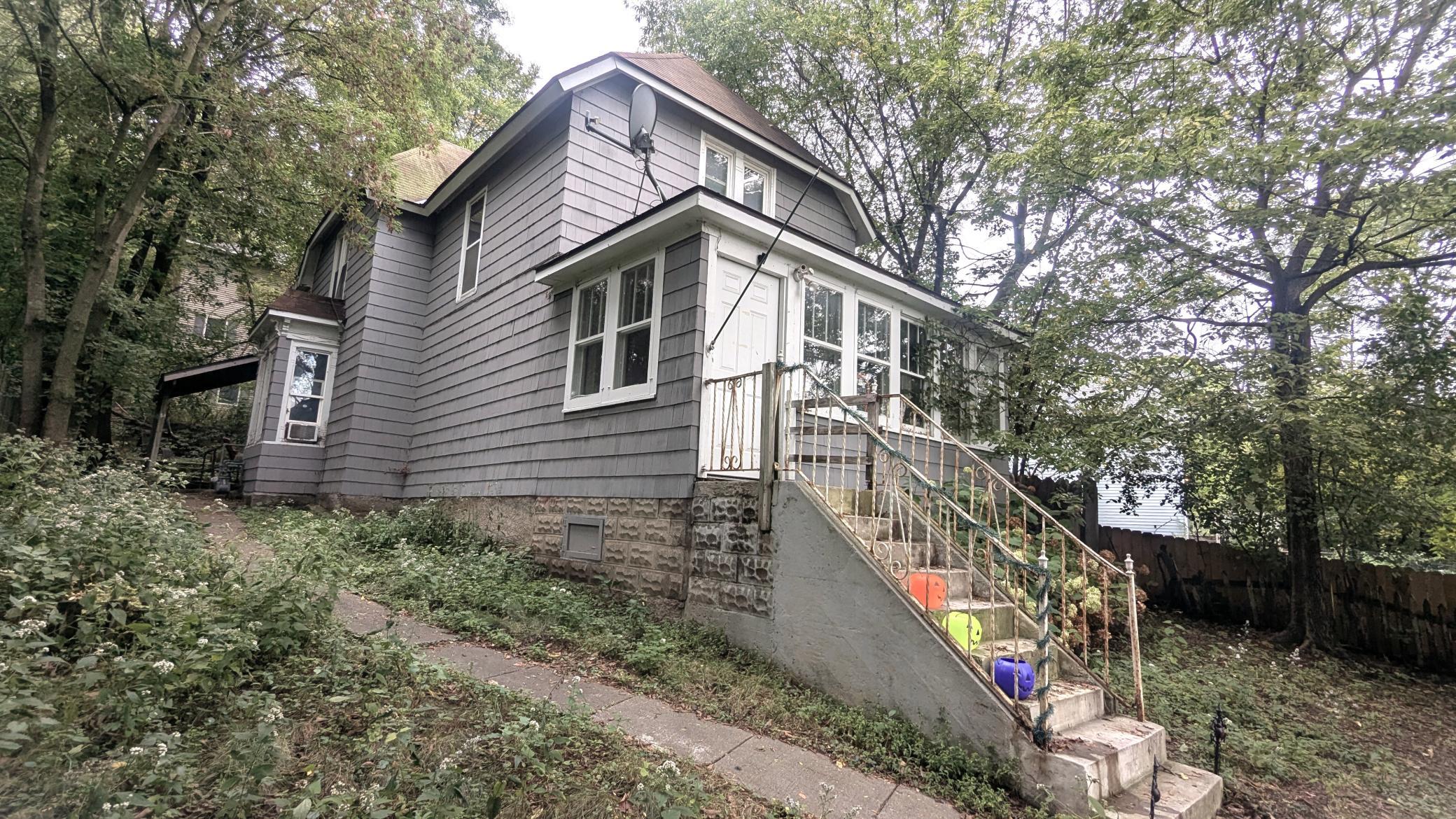 View of Residential Income at 1621 Concord Street, South Saint Paul MN 55075, South Saint Paul (7 of 10) - Mike Wilen | Minnesota Team Real Estate