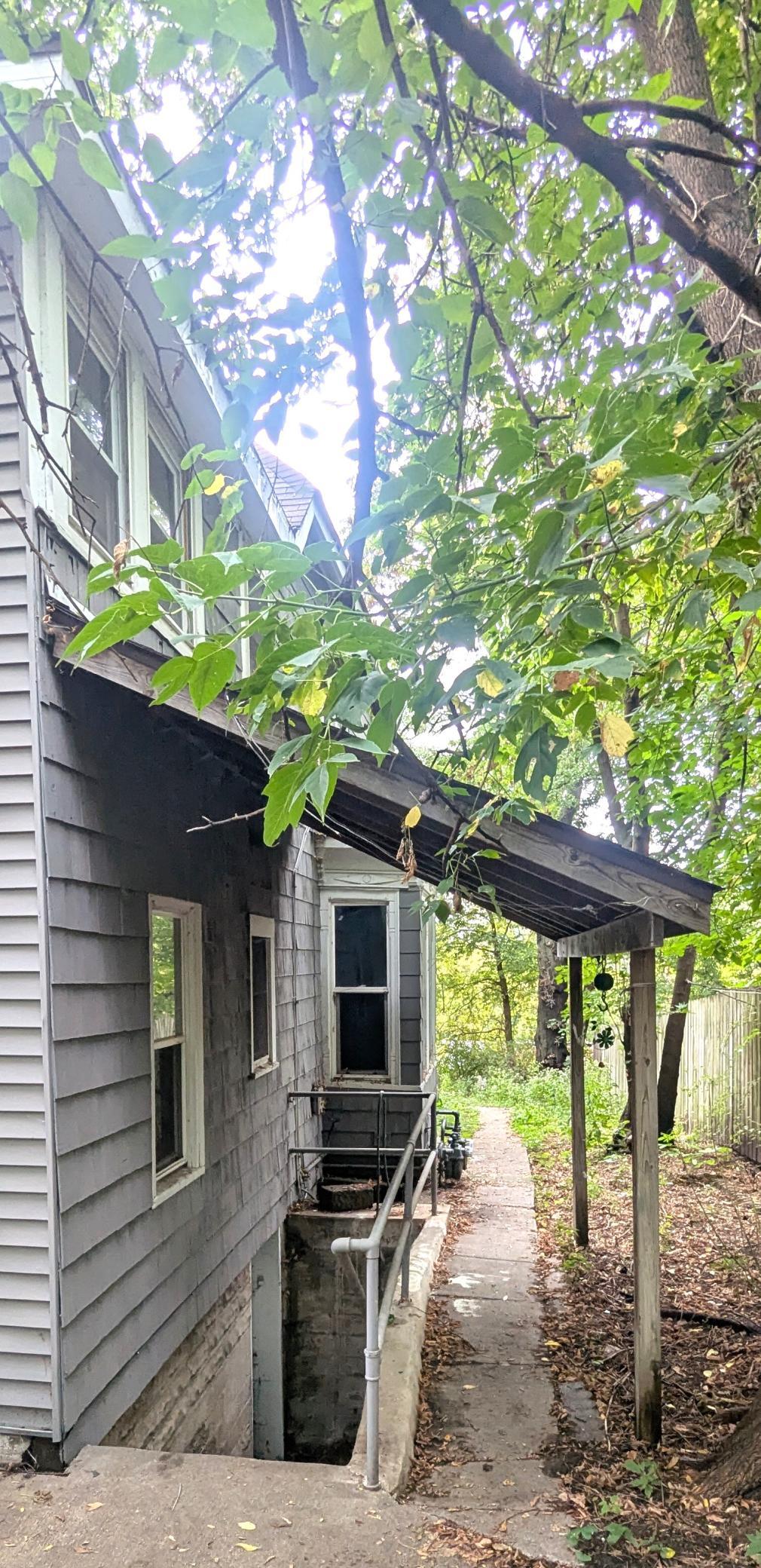 View of Residential Income at 1621 Concord Street, South Saint Paul MN 55075, South Saint Paul (6 of 10) - Mike Wilen | Minnesota Team Real Estate