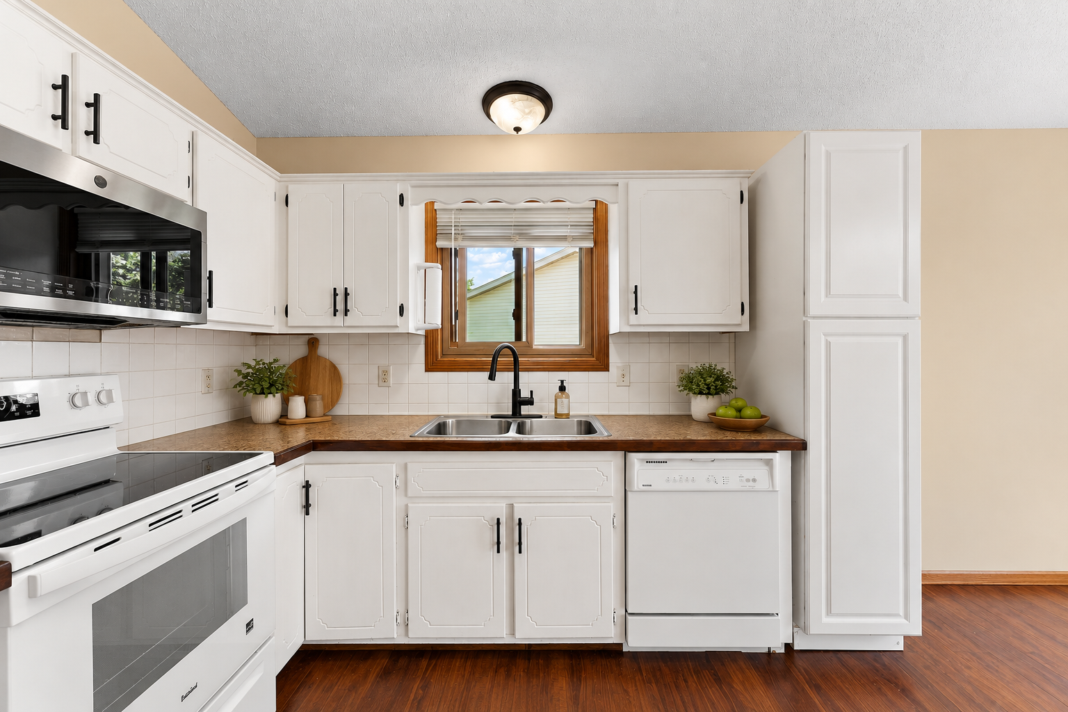 View of Residential at 9748 Hames Court, Cottage Grove MN 55016, Cottage Grove (14 of 28) - Mike Wilen | Minnesota Team Real Estate