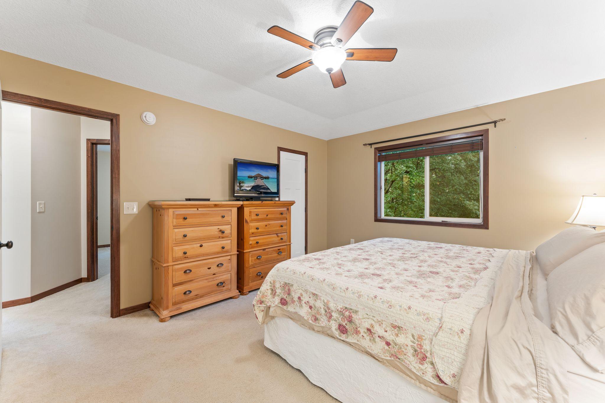 View of Residential at 21215 Old Lake George Boulevard, Oak Grove MN 55303, Oak Grove (23 of 39) - Mike Wilen | Minnesota Team Real Estate
