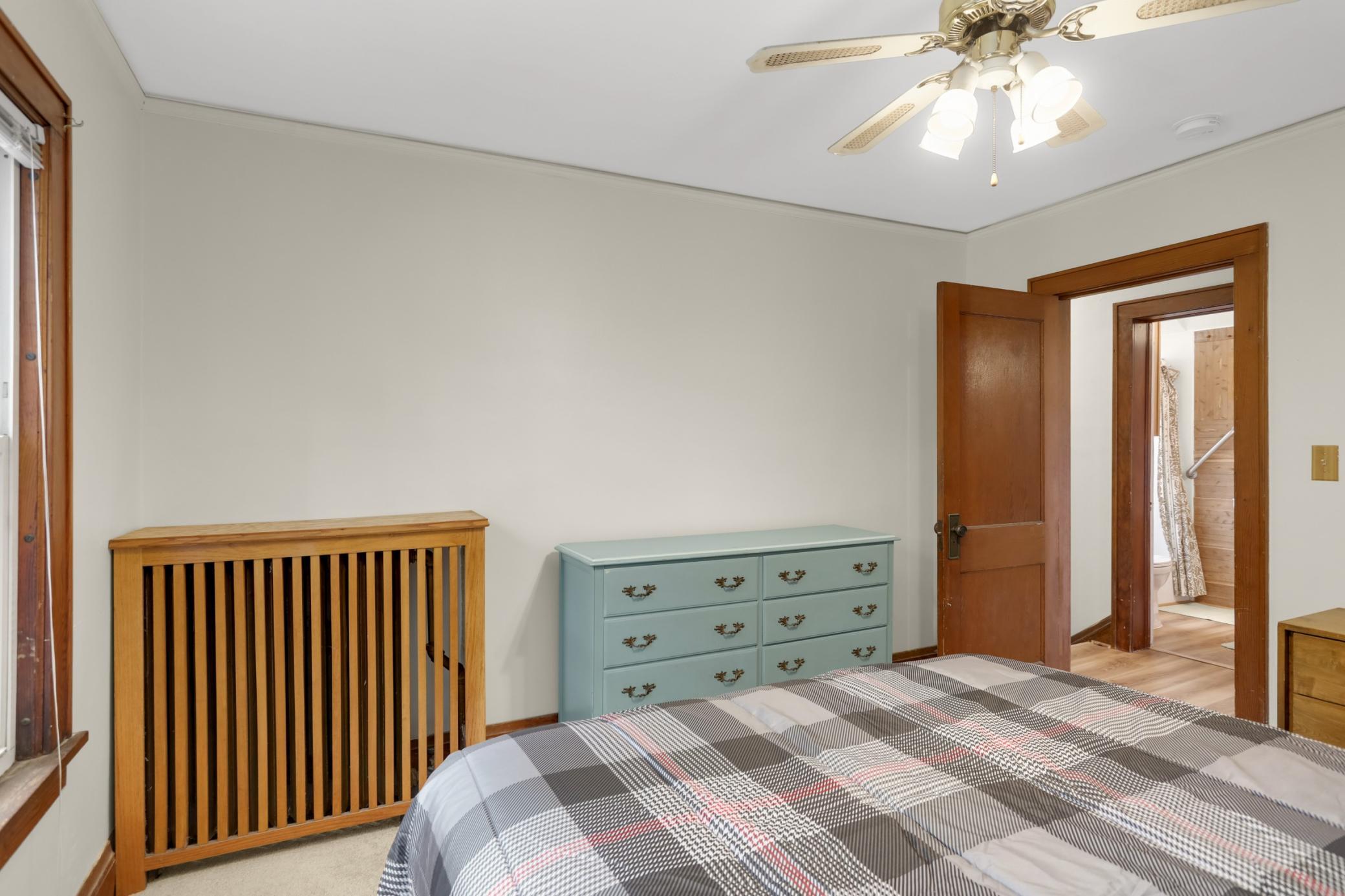 View of Residential at 809 Minnehaha Avenue, Saint Paul MN 55104, Saint Paul (15 of 28) - Mike Wilen | Minnesota Team Real Estate