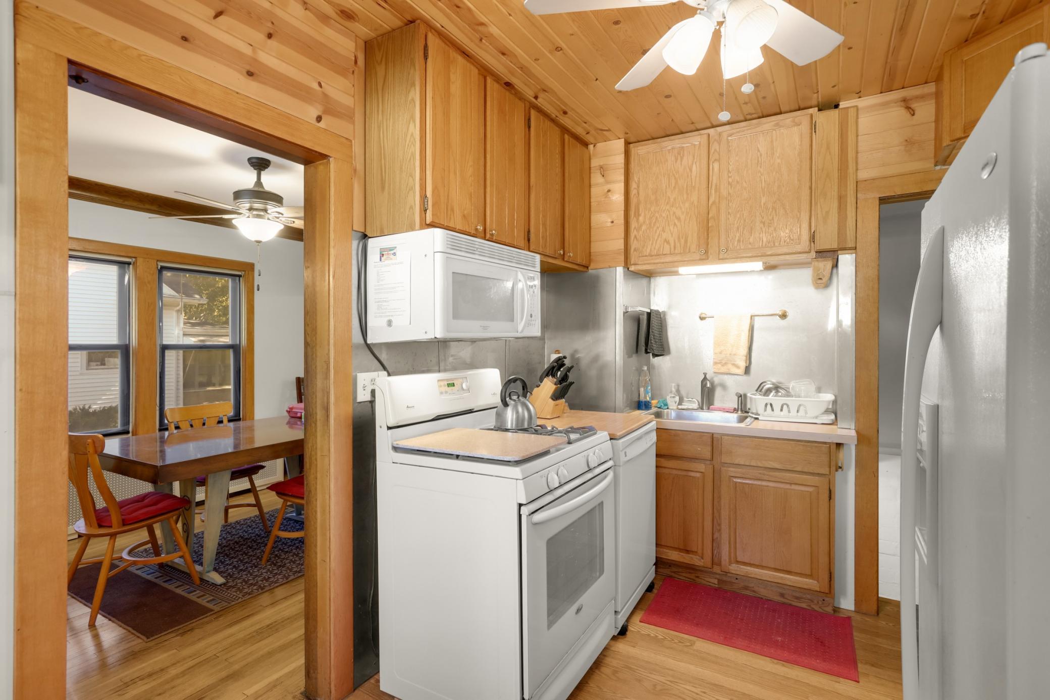 View of Residential at 809 Minnehaha Avenue, Saint Paul MN 55104, Saint Paul (11 of 28) - Mike Wilen | Minnesota Team Real Estate