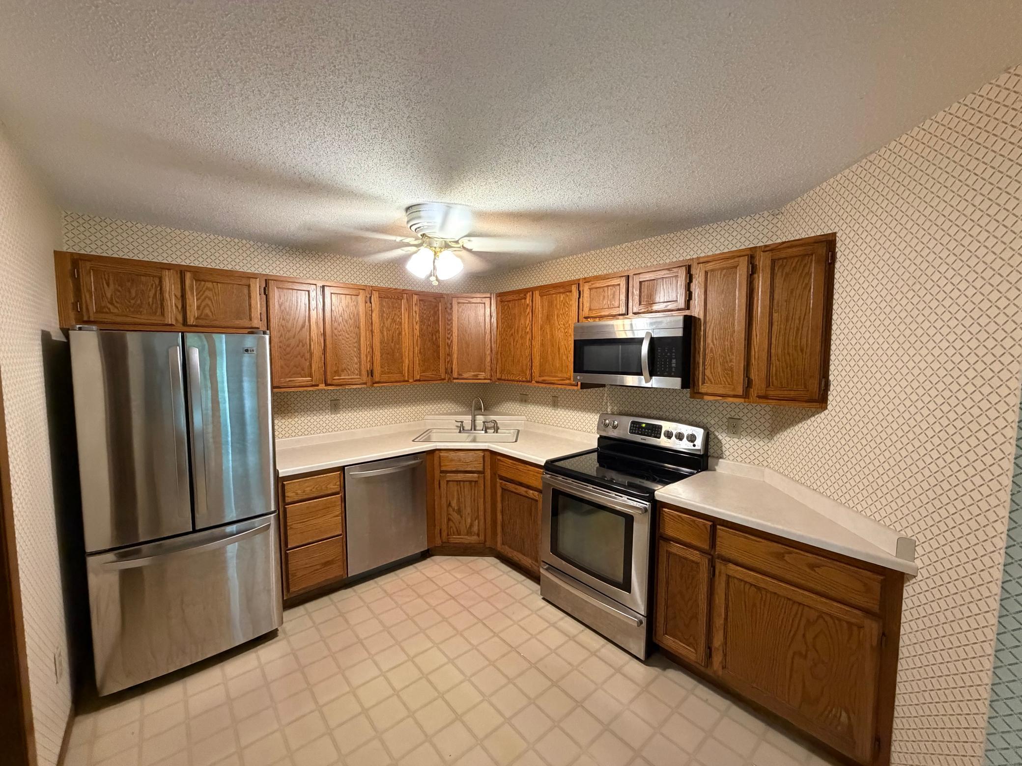 View of Residential at 1570 Wheelock Lane #104, Saint Paul MN 55117, Saint Paul (5 of 21) - Mike Wilen | Minnesota Team Real Estate