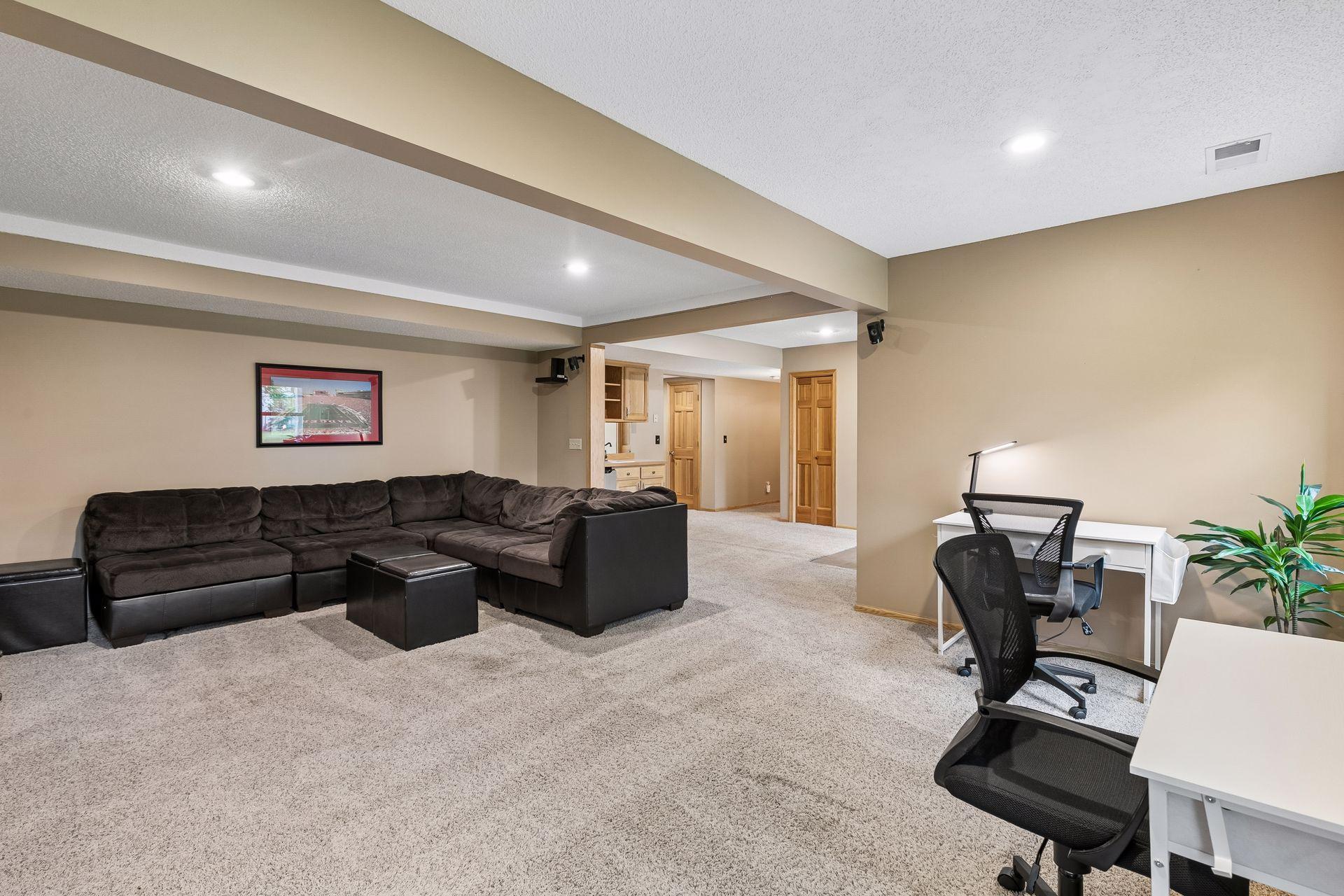 View of Residential at 14841 Langdon Place, Eden Prairie MN 55347, Eden Prairie (30 of 36) - Mike Wilen | Minnesota Team Real Estate