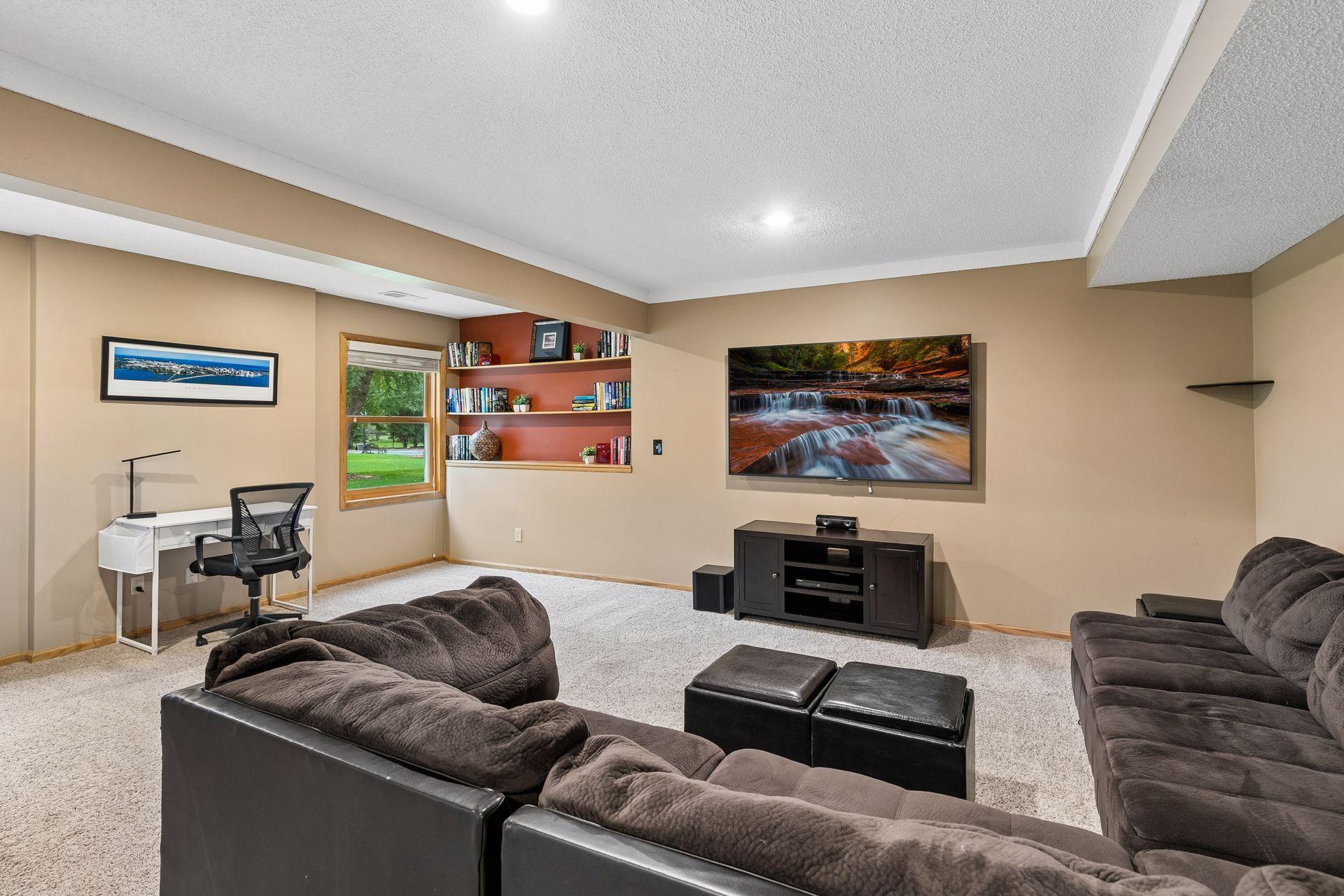 View of Residential at 14841 Langdon Place, Eden Prairie MN 55347, Eden Prairie (31 of 36) - Mike Wilen | Minnesota Team Real Estate