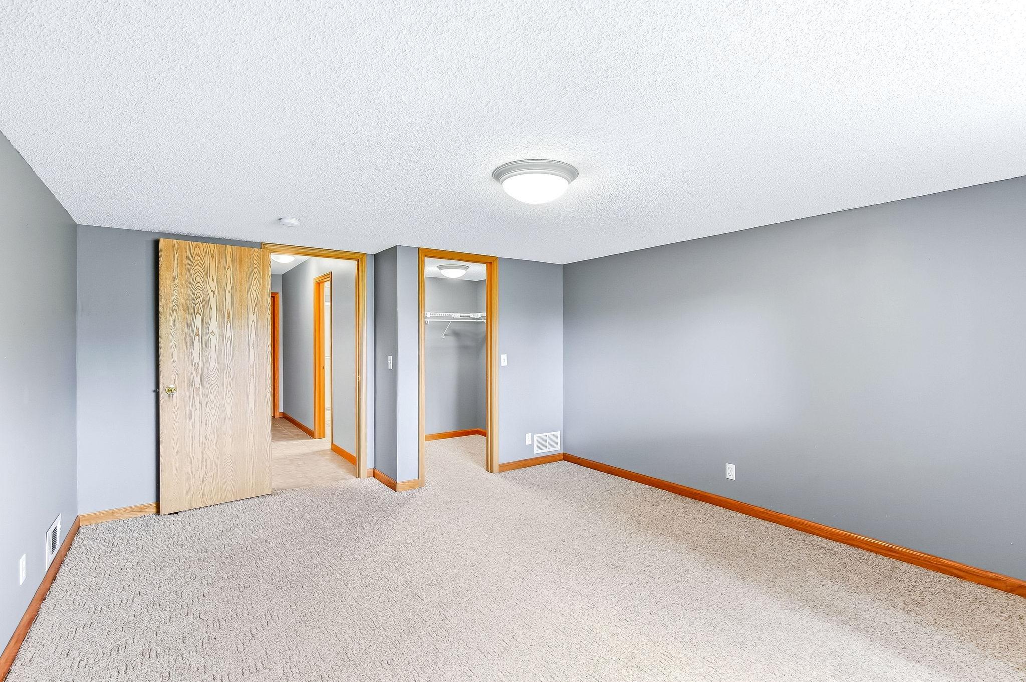 View of Residential at 536 Holly Lane, Oakdale MN 55128, Oakdale (31 of 47) - Mike Wilen | Minnesota Team Real Estate