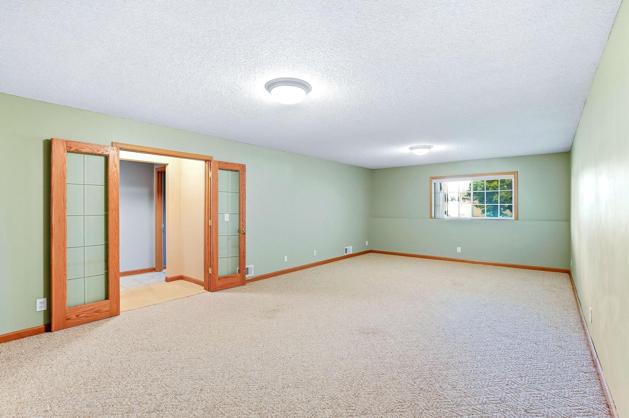 View of Residential at 536 Holly Lane, Oakdale MN 55128, Oakdale (28 of 47) - Mike Wilen | Minnesota Team Real Estate