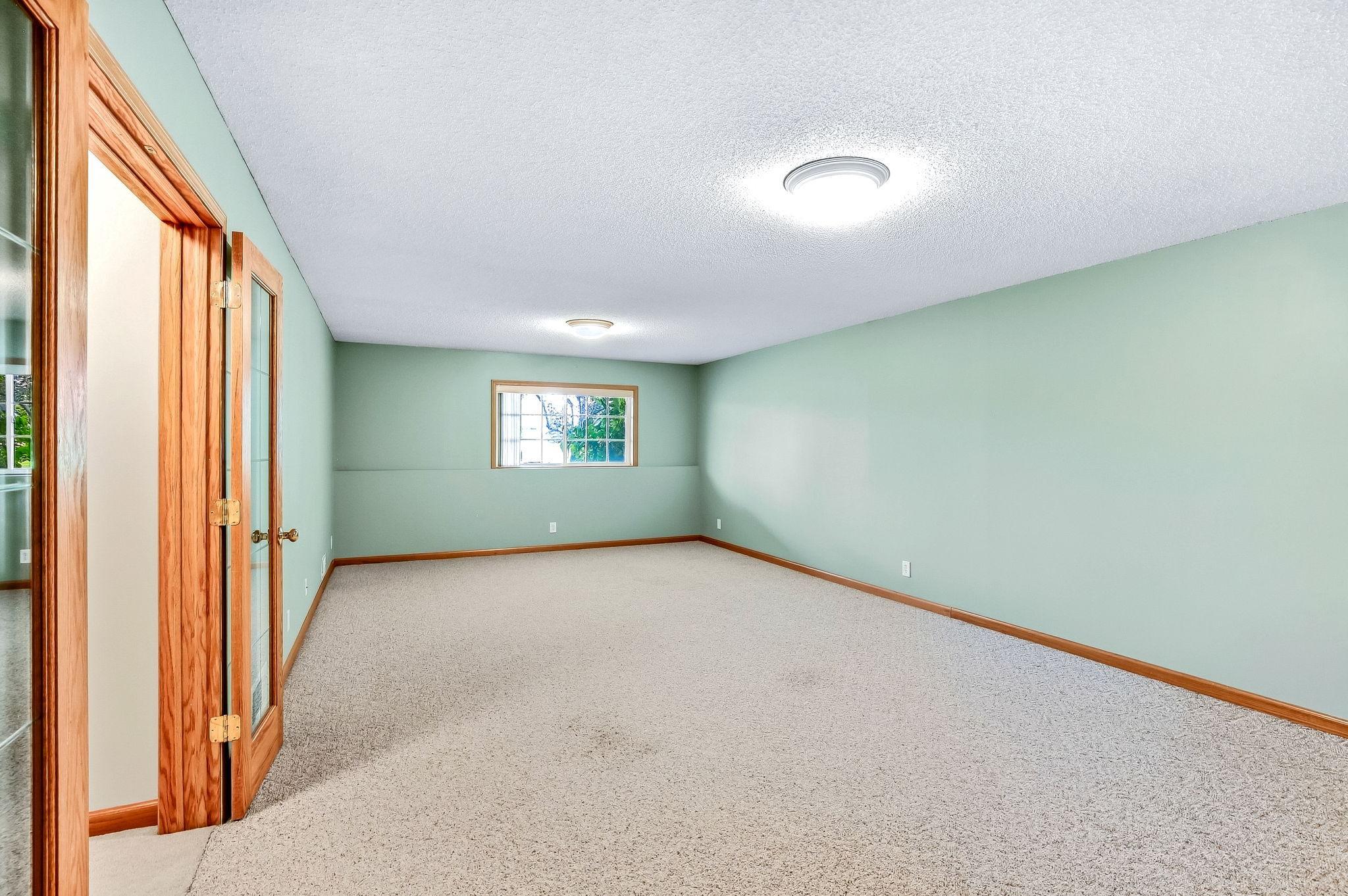 View of Residential at 536 Holly Lane, Oakdale MN 55128, Oakdale (27 of 47) - Mike Wilen | Minnesota Team Real Estate