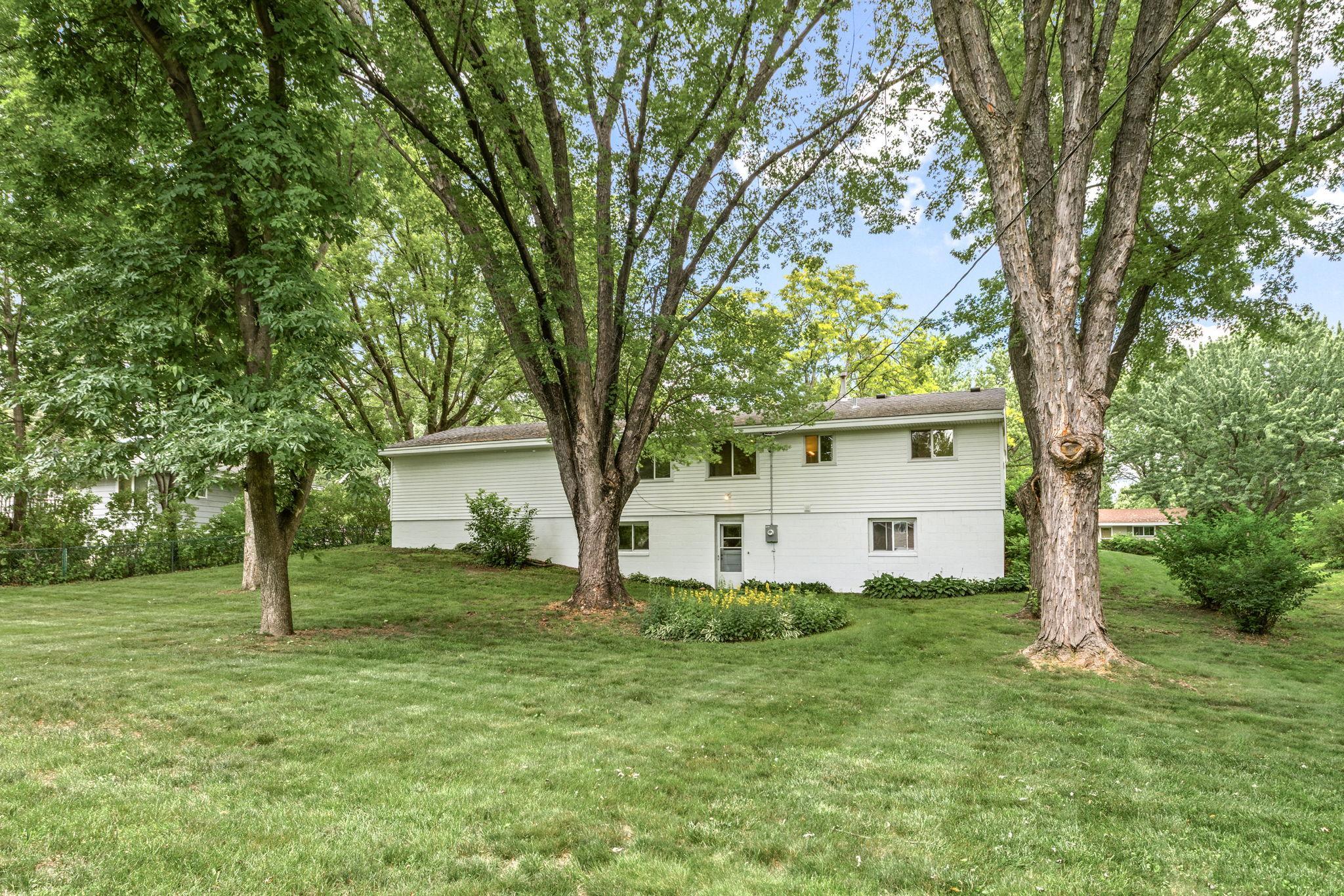 View of Residential at 1760 Garland Lane, Plymouth MN 55447, Plymouth (8 of 38) - Mike Wilen | Minnesota Team Real Estate