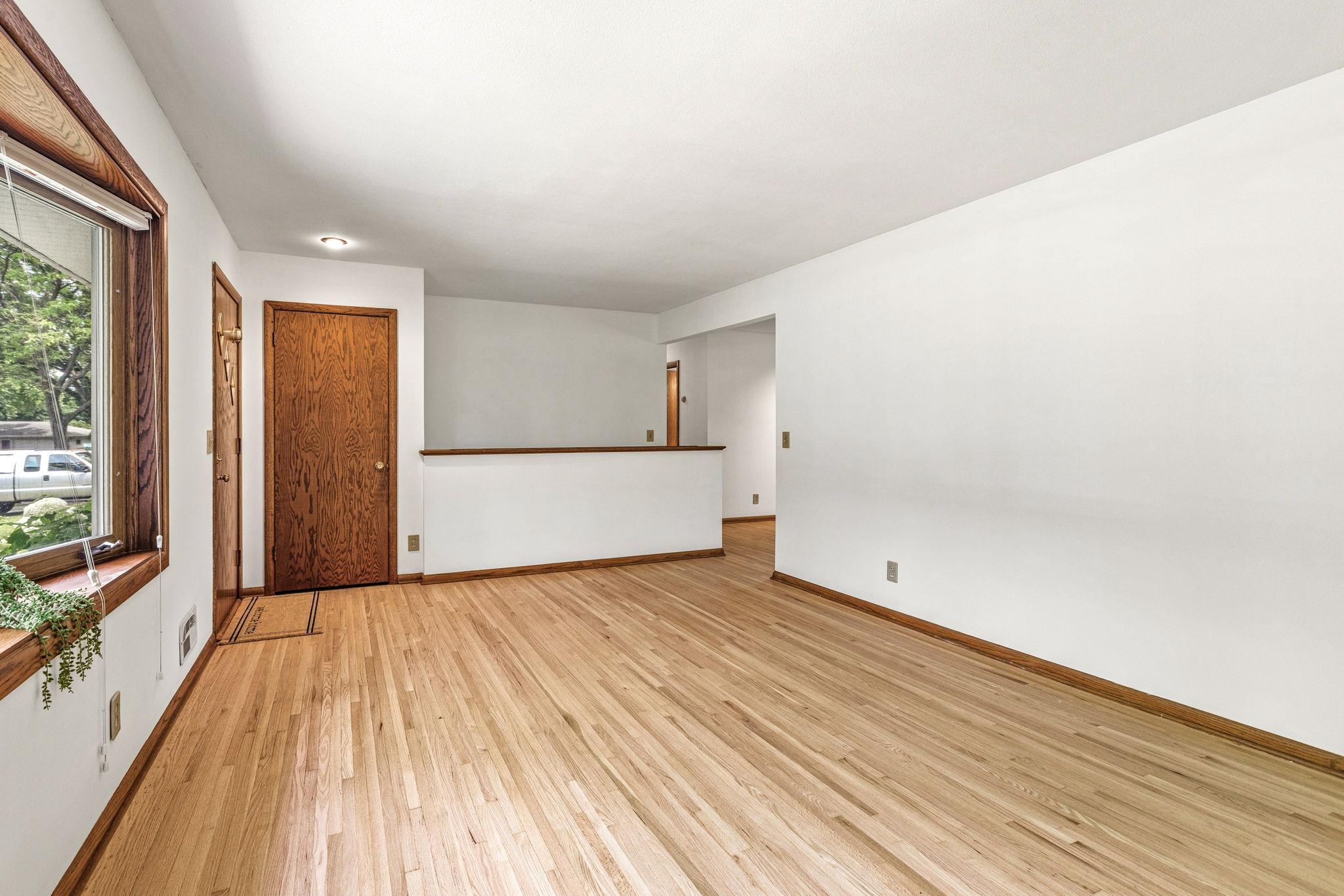 View of Residential at 1760 Garland Lane, Plymouth MN 55447, Plymouth (12 of 38) - Mike Wilen | Minnesota Team Real Estate