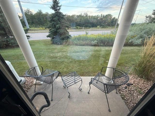 View of Commercial Sale at 1063 Weir Drive #200, Woodbury MN 55125, Woodbury (26 of 28) - Mike Wilen | Minnesota Team Real Estate