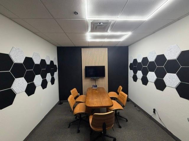View of Commercial Sale at 1063 Weir Drive #200, Woodbury MN 55125, Woodbury (5 of 11) - Mike Wilen | Minnesota Team Real Estate