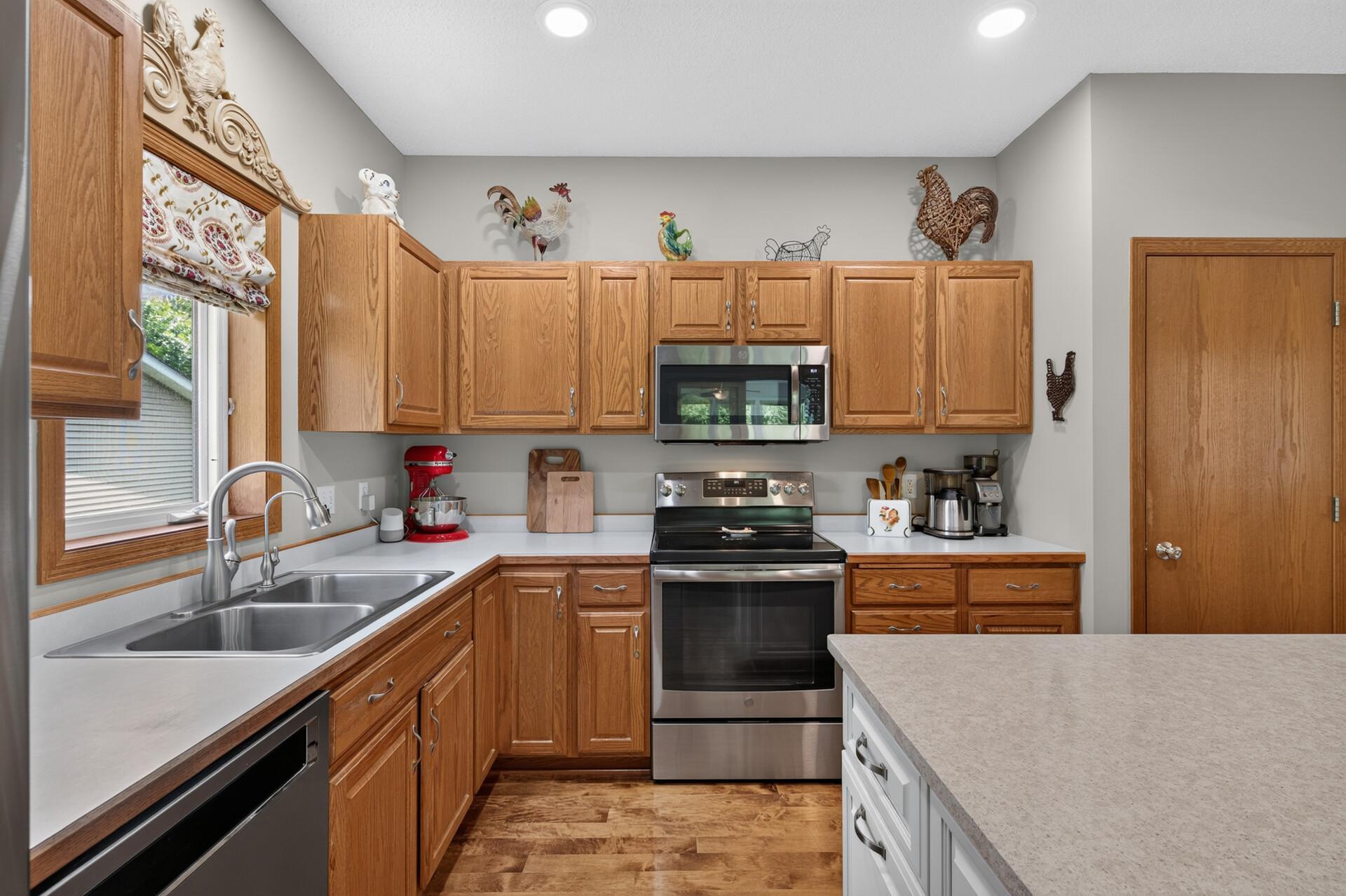 View of Residential at 16959 Hubbard Trail, Lakeville MN 55044, Lakeville (15 of 43) - Mike Wilen | Minnesota Team Real Estate