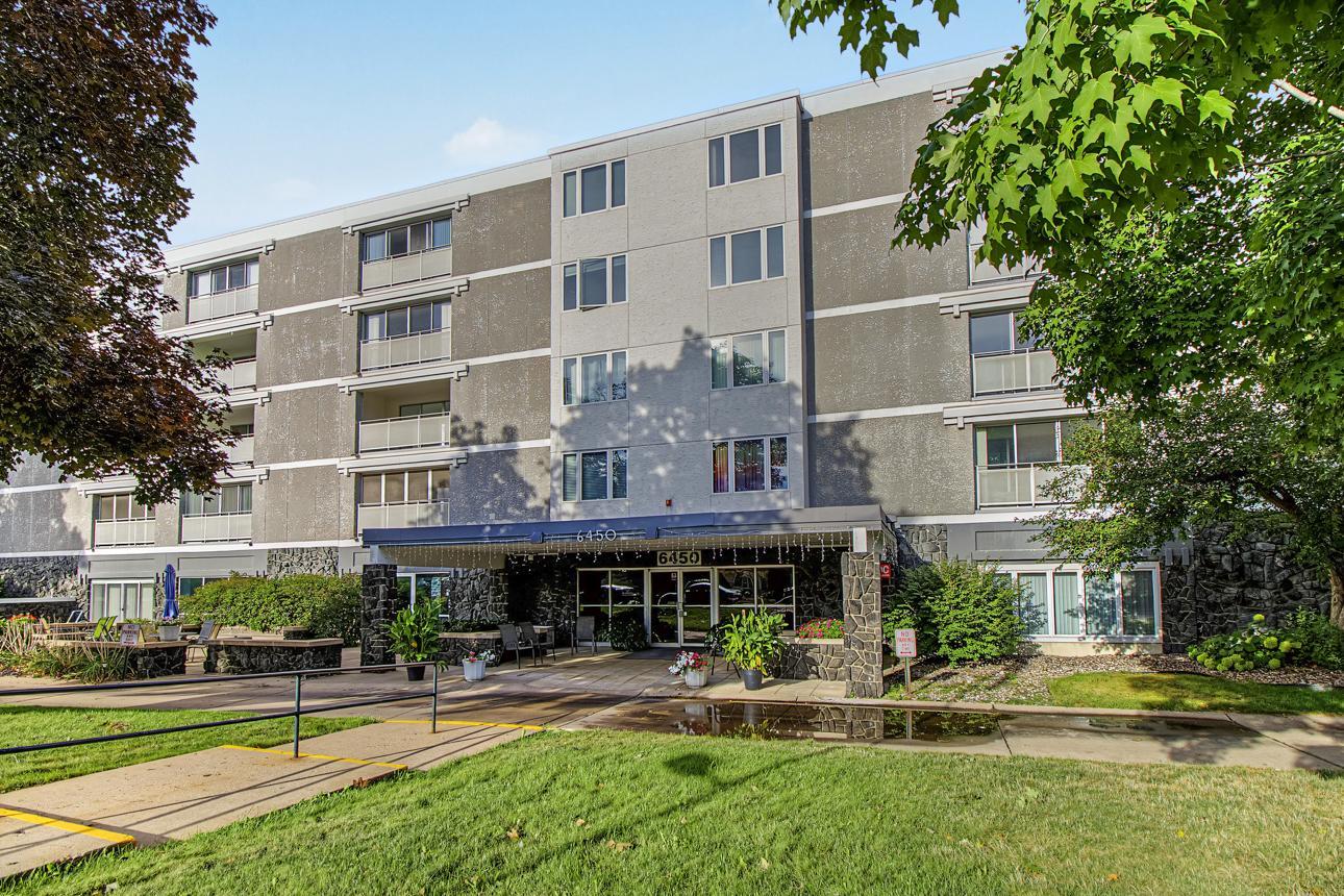 View of Residential at 6450 York Avenue #516, Edina MN 55435, Edina (28 of 31) - Mike Wilen | Minnesota Team Real Estate