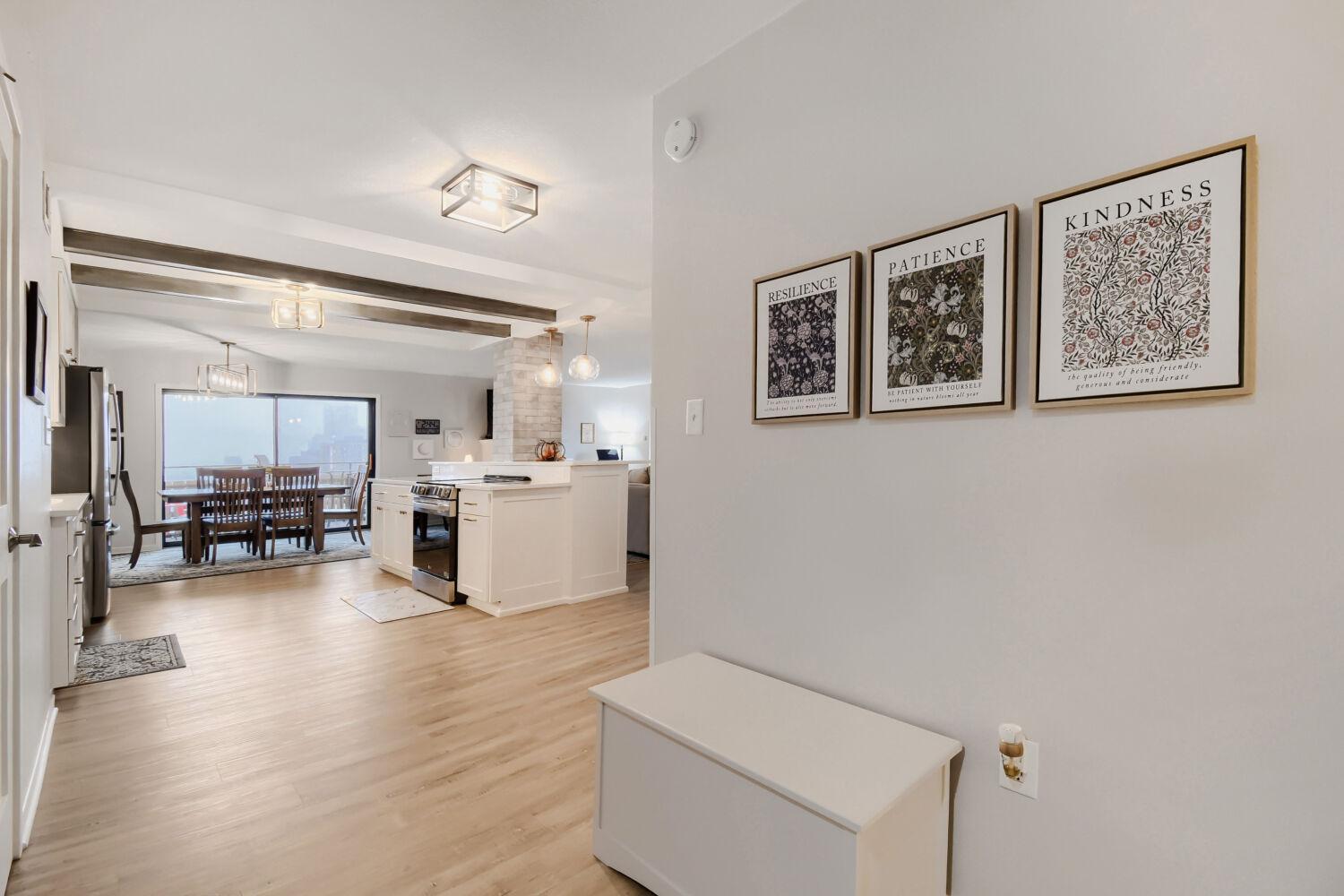 View of Residential at 400 Groveland Avenue #2313, Minneapolis MN 55403, Minneapolis (16 of 37) - Mike Wilen | Minnesota Team Real Estate