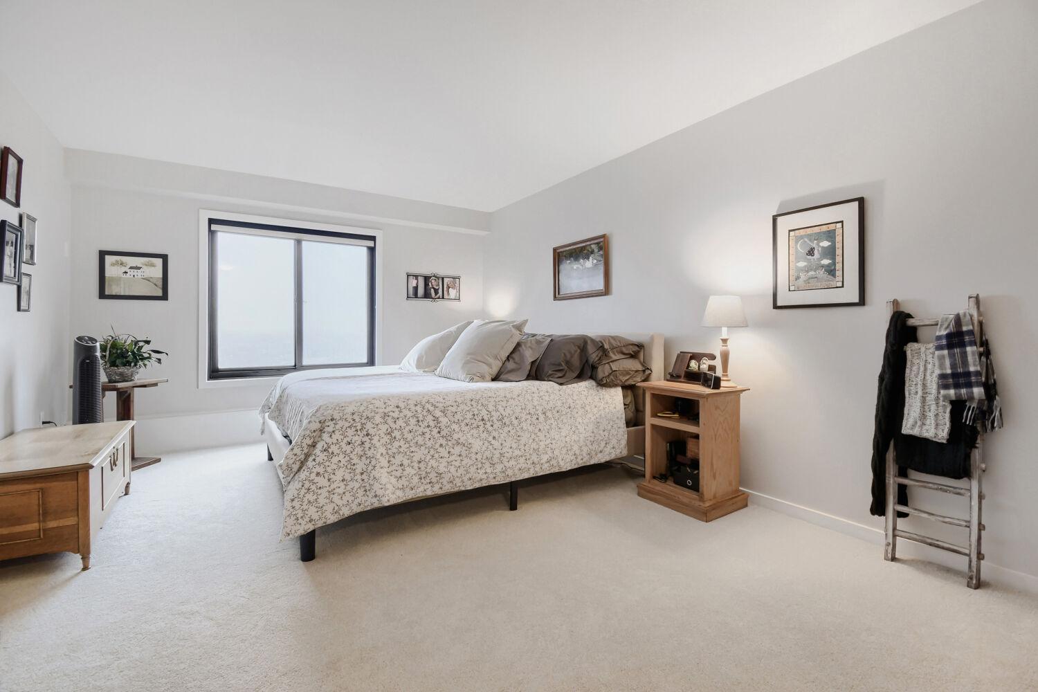 View of Residential at 400 Groveland Avenue #2313, Minneapolis MN 55403, Minneapolis (11 of 37) - Mike Wilen | Minnesota Team Real Estate