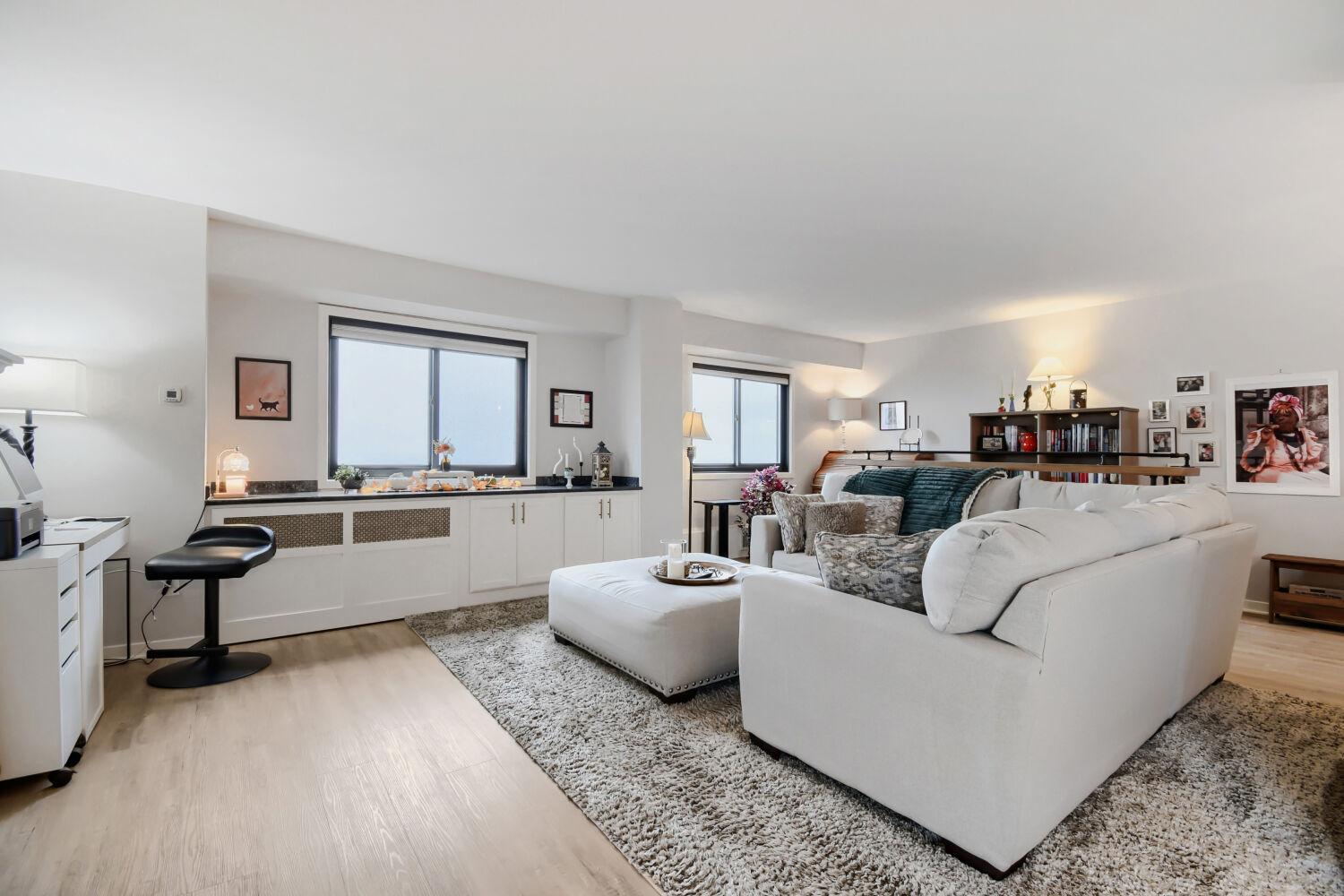 View of Residential at 400 Groveland Avenue #2313, Minneapolis MN 55403, Minneapolis (6 of 37) - Mike Wilen | Minnesota Team Real Estate