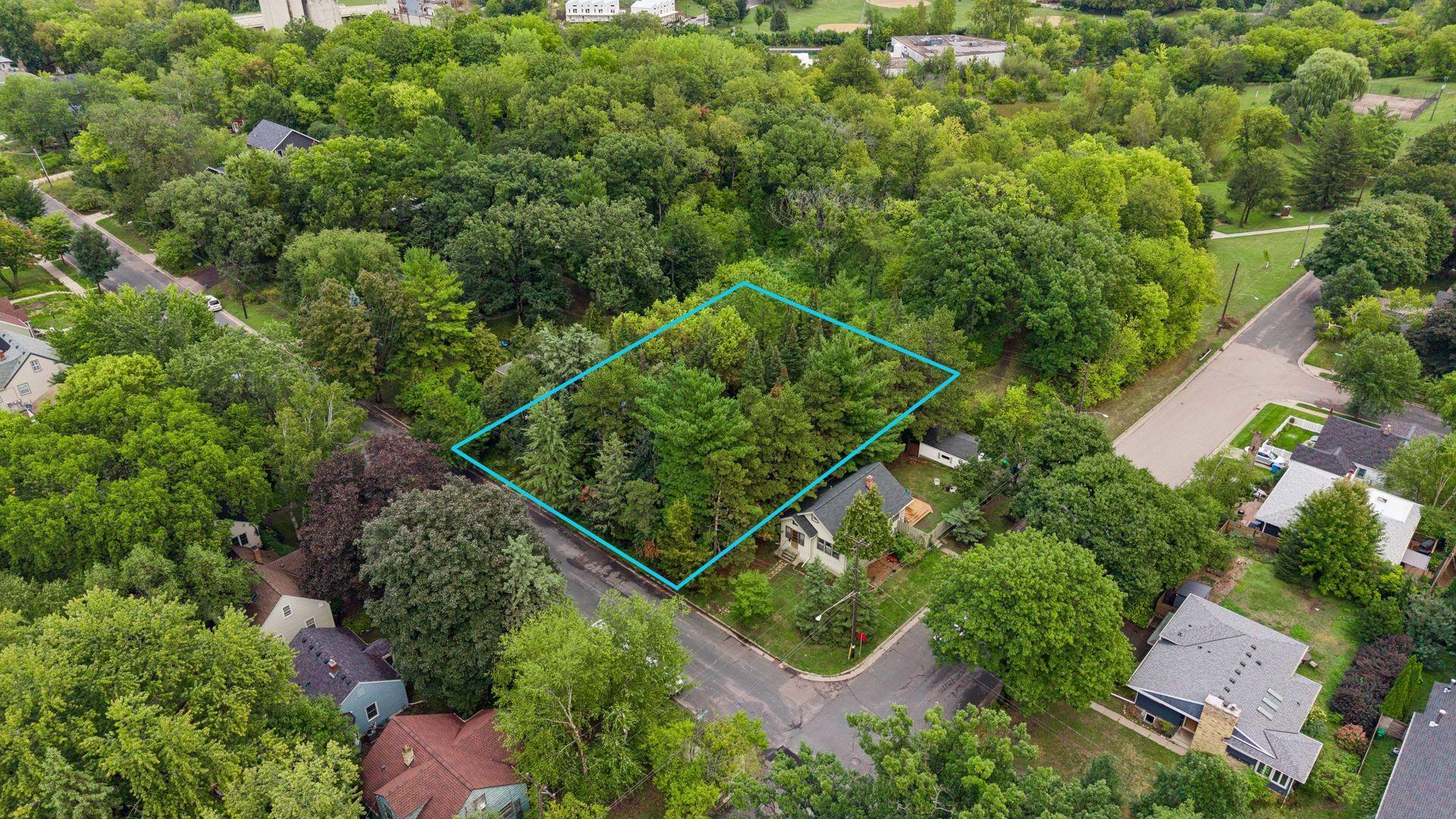 View of Residential at 224 Vincent Avenue, Minneapolis MN 55405, Minneapolis (4 of 4) - Mike Wilen | Minnesota Team Real Estate