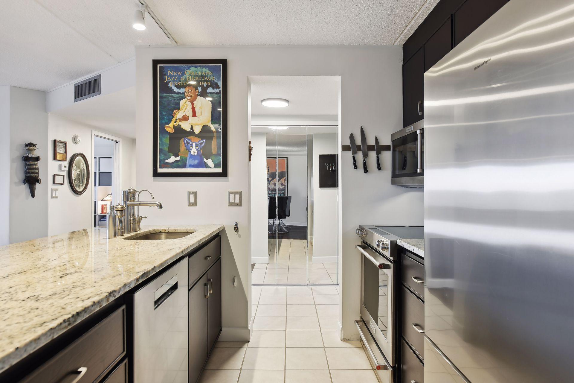 View of Residential at 1920 1st Street #906, Minneapolis MN 55454, Minneapolis (11 of 48) - Mike Wilen | Minnesota Team Real Estate