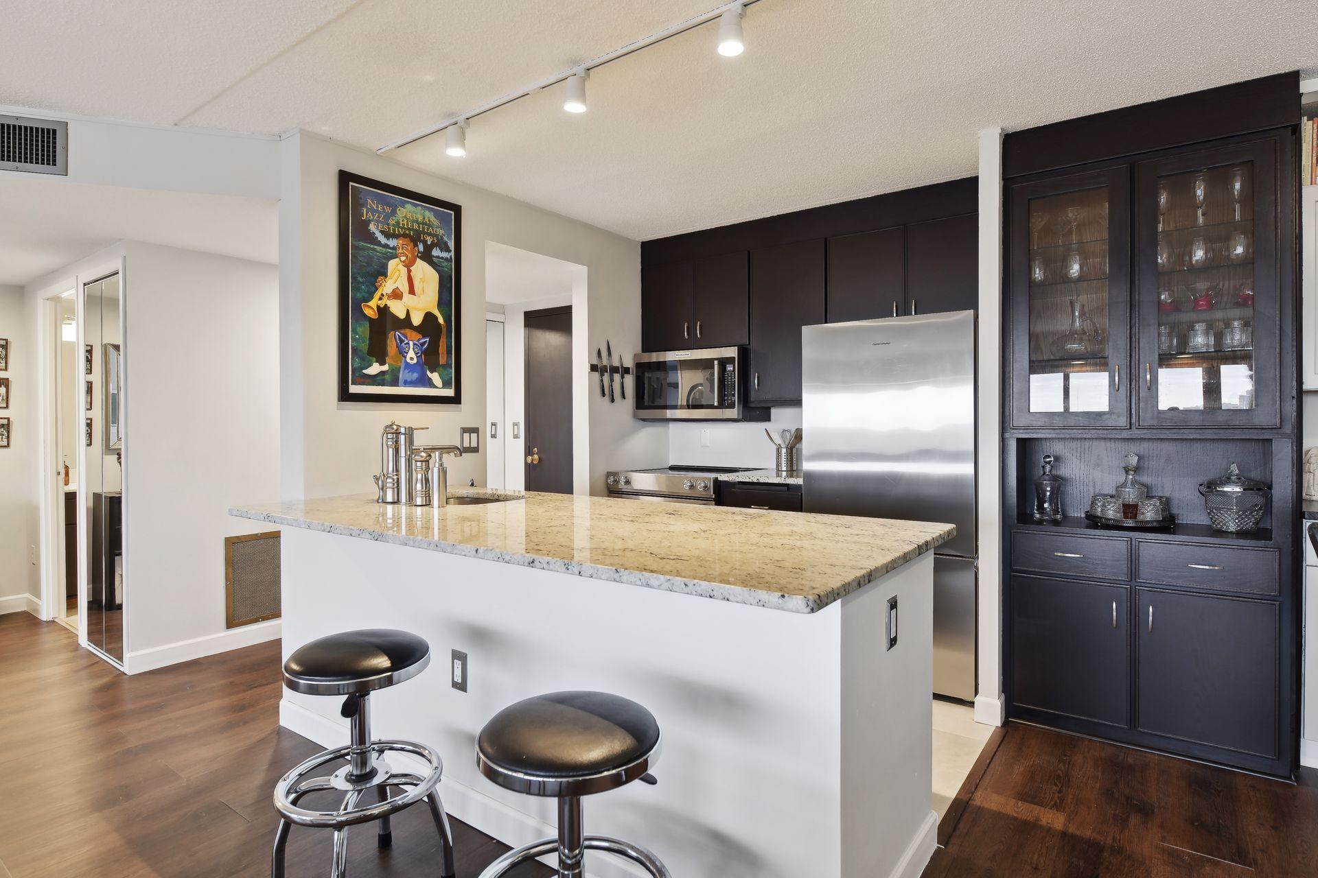 View of Residential at 1920 1st Street #906, Minneapolis MN 55454, Minneapolis (8 of 48) - Mike Wilen | Minnesota Team Real Estate