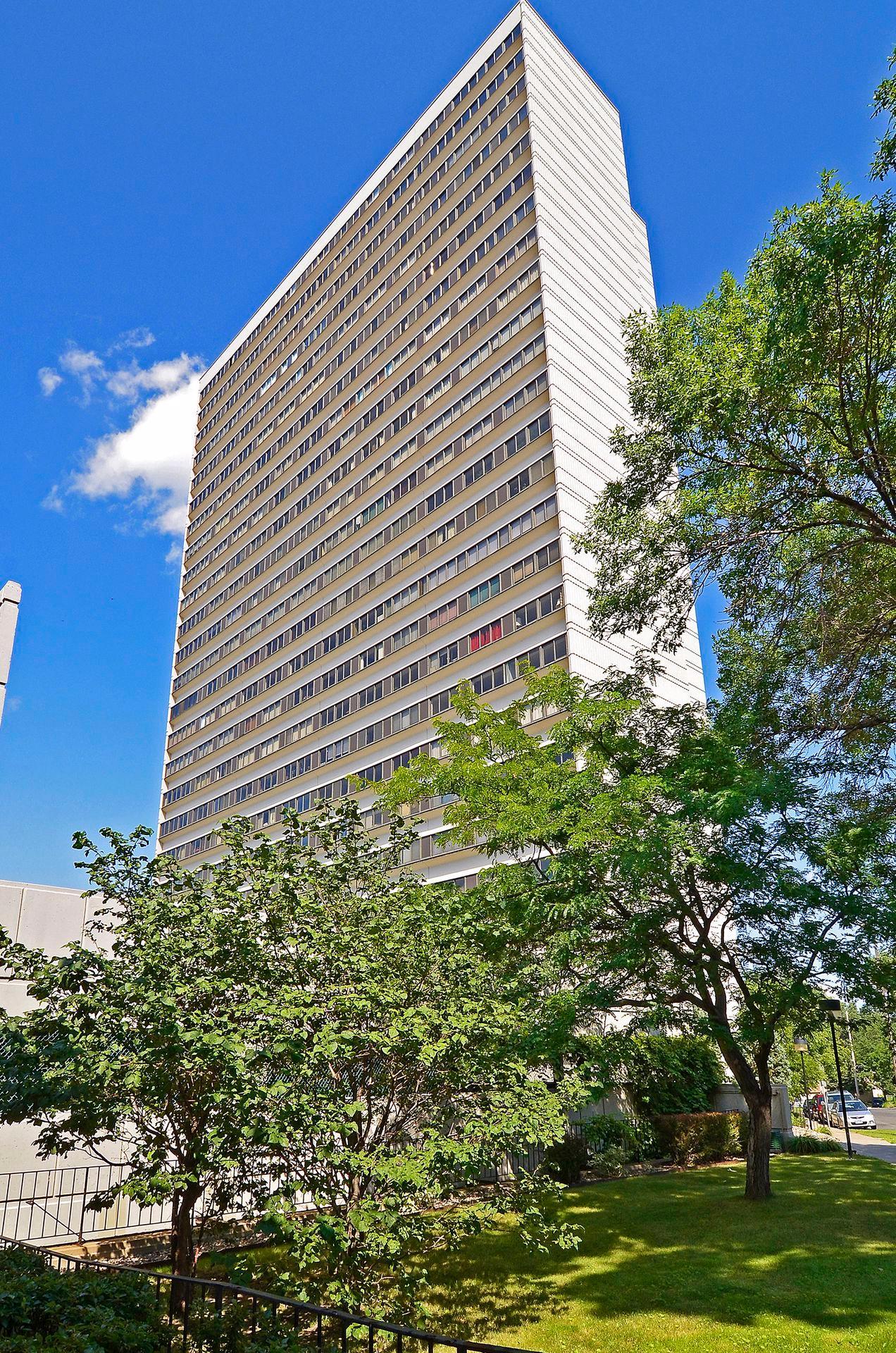 View of Residential at 1920 1st Street #906, Minneapolis MN 55454, Minneapolis (48 of 48) - Mike Wilen | Minnesota Team Real Estate