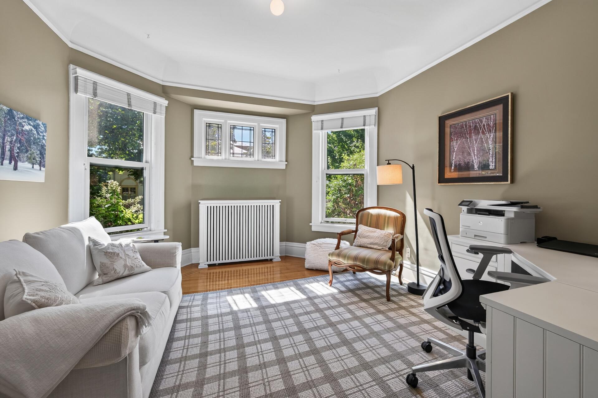 View of Residential at 1100 Douglas Avenue, Minneapolis MN 55403, Minneapolis (17 of 31) - Mike Wilen | Minnesota Team Real Estate