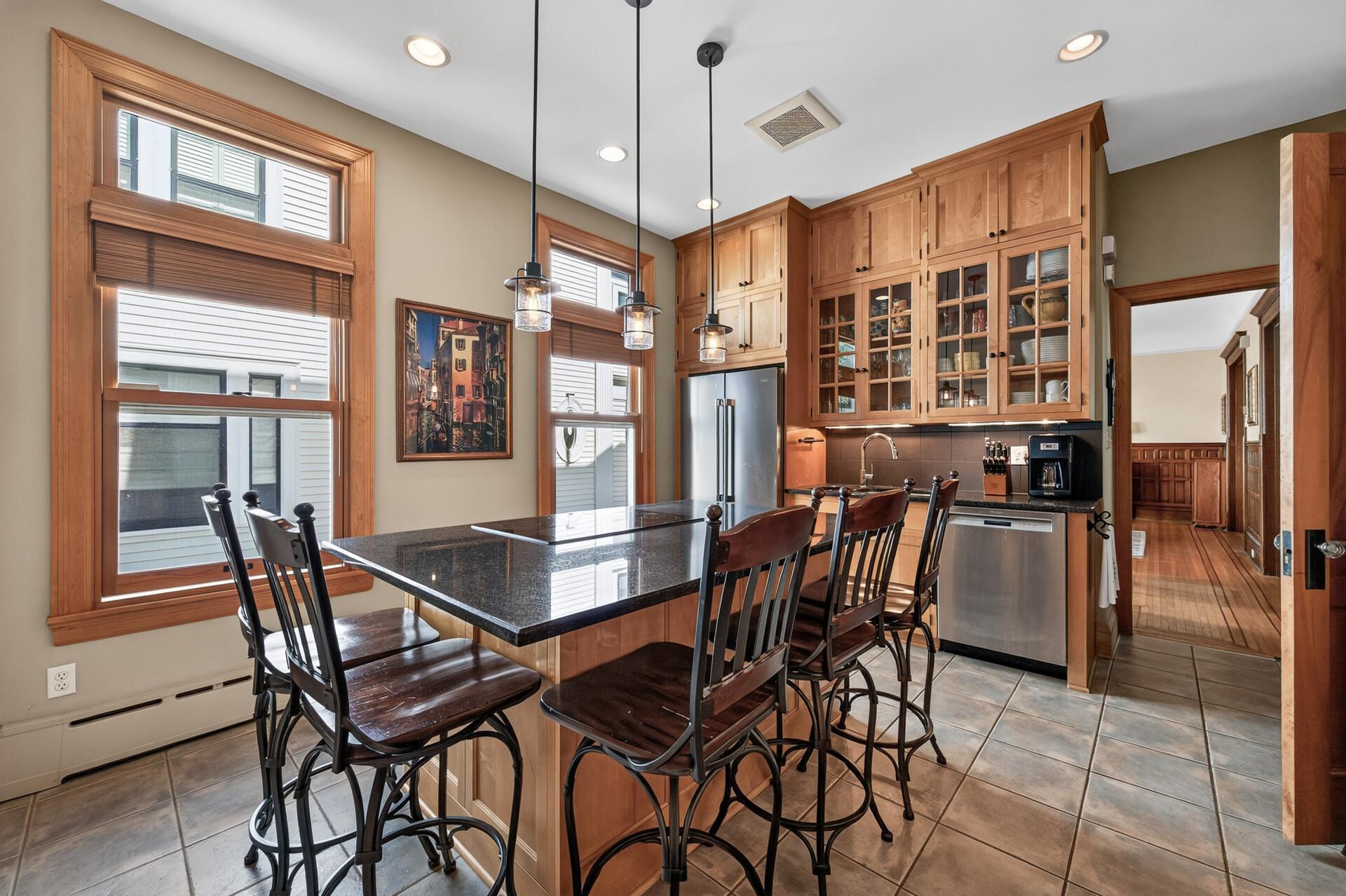 View of Residential at 1100 Douglas Avenue, Minneapolis MN 55403, Minneapolis (12 of 31) - Mike Wilen | Minnesota Team Real Estate