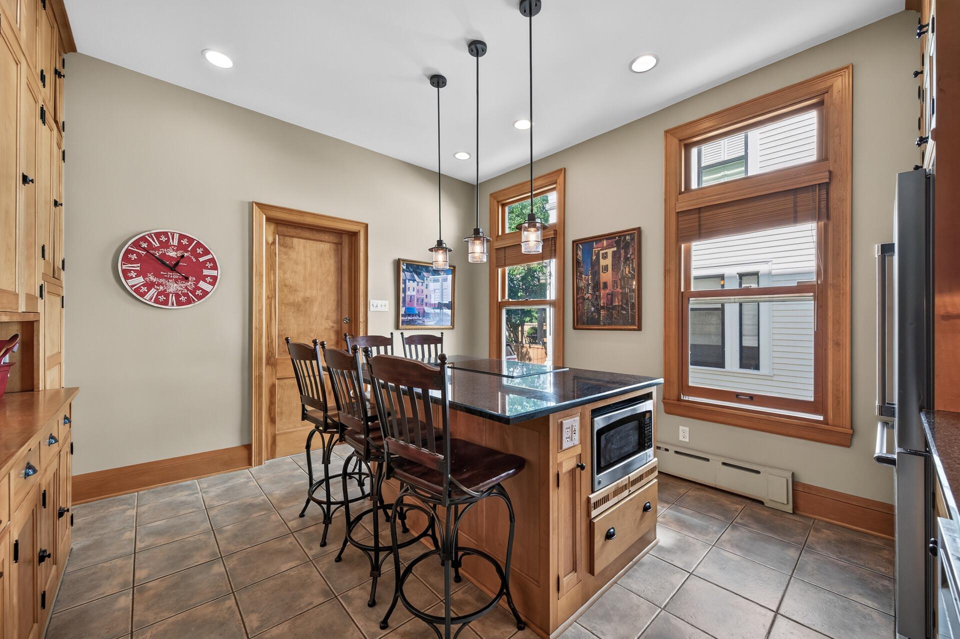 View of Residential at 1100 Douglas Avenue, Minneapolis MN 55403, Minneapolis (11 of 31) - Mike Wilen | Minnesota Team Real Estate