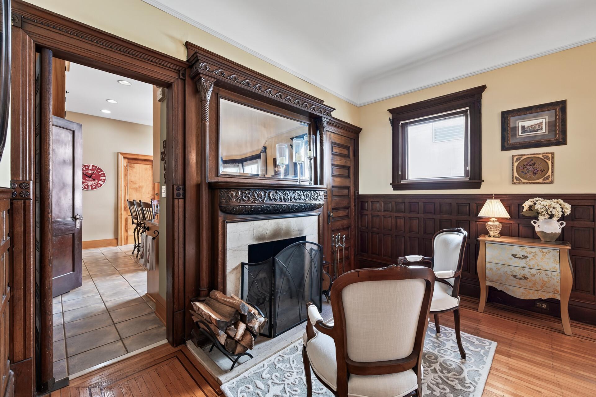View of Residential at 1100 Douglas Avenue, Minneapolis MN 55403, Minneapolis (10 of 31) - Mike Wilen | Minnesota Team Real Estate