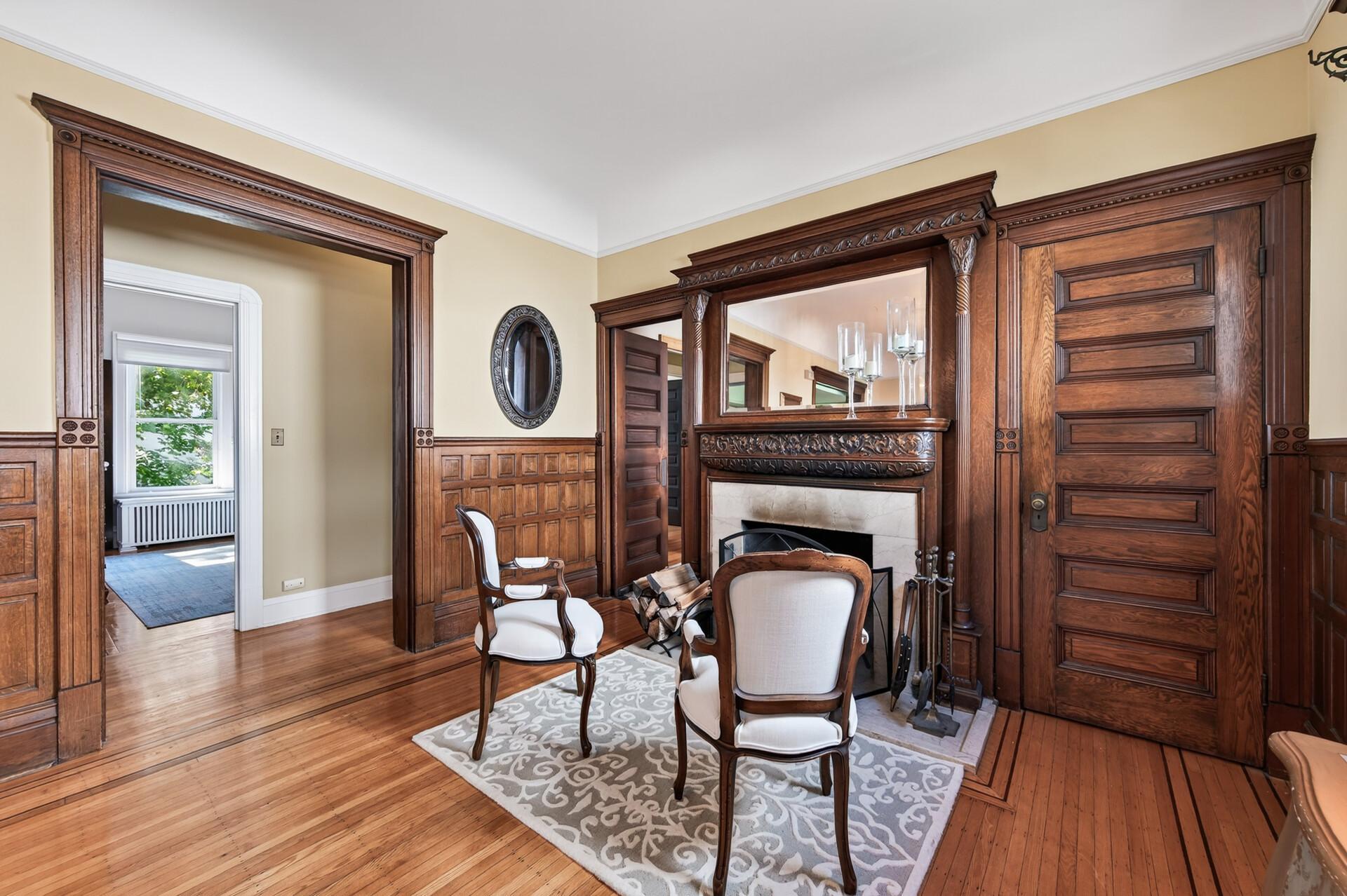 View of Residential at 1100 Douglas Avenue, Minneapolis MN 55403, Minneapolis (9 of 31) - Mike Wilen | Minnesota Team Real Estate