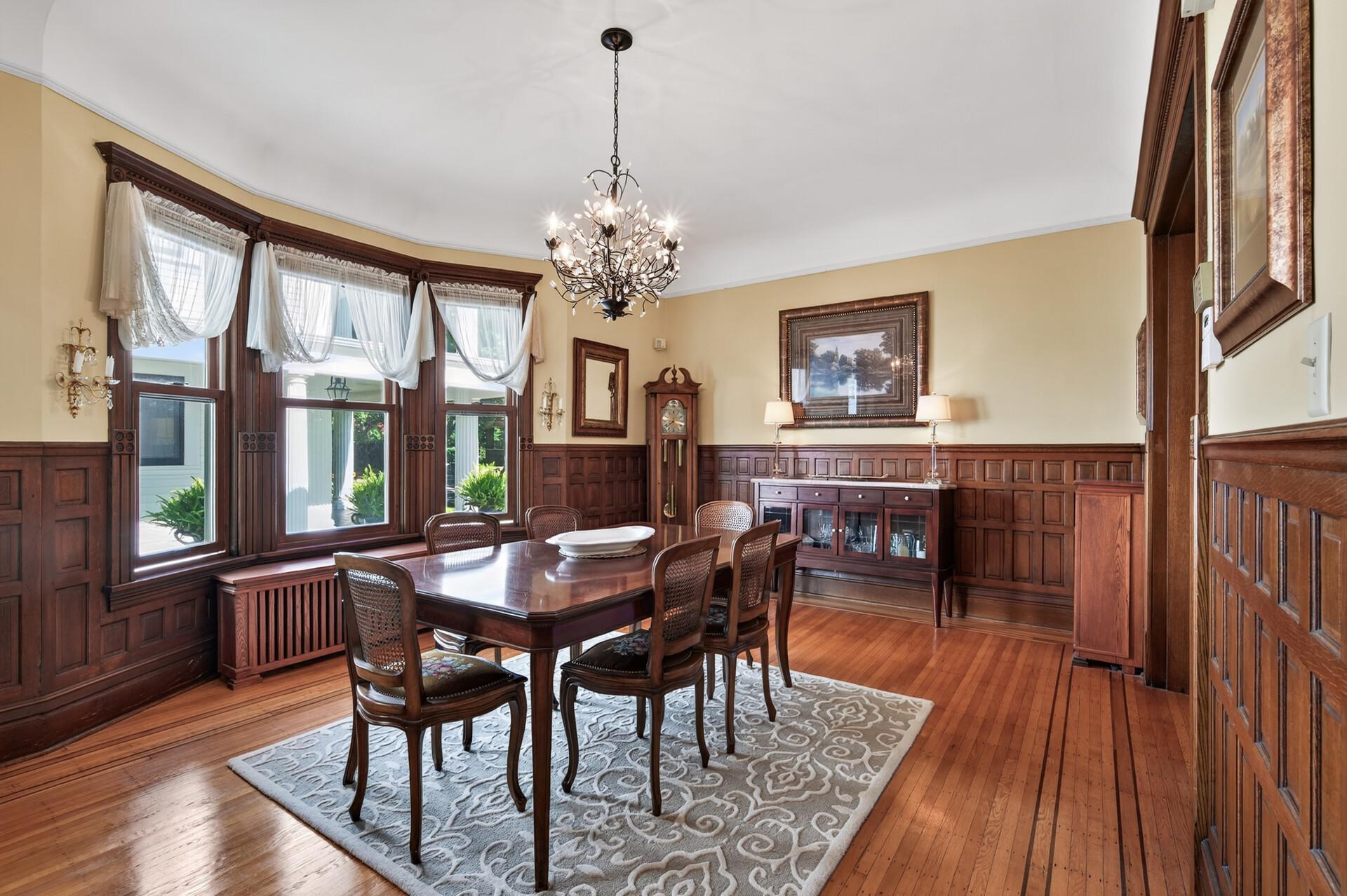 View of Residential at 1100 Douglas Avenue, Minneapolis MN 55403, Minneapolis (8 of 31) - Mike Wilen | Minnesota Team Real Estate