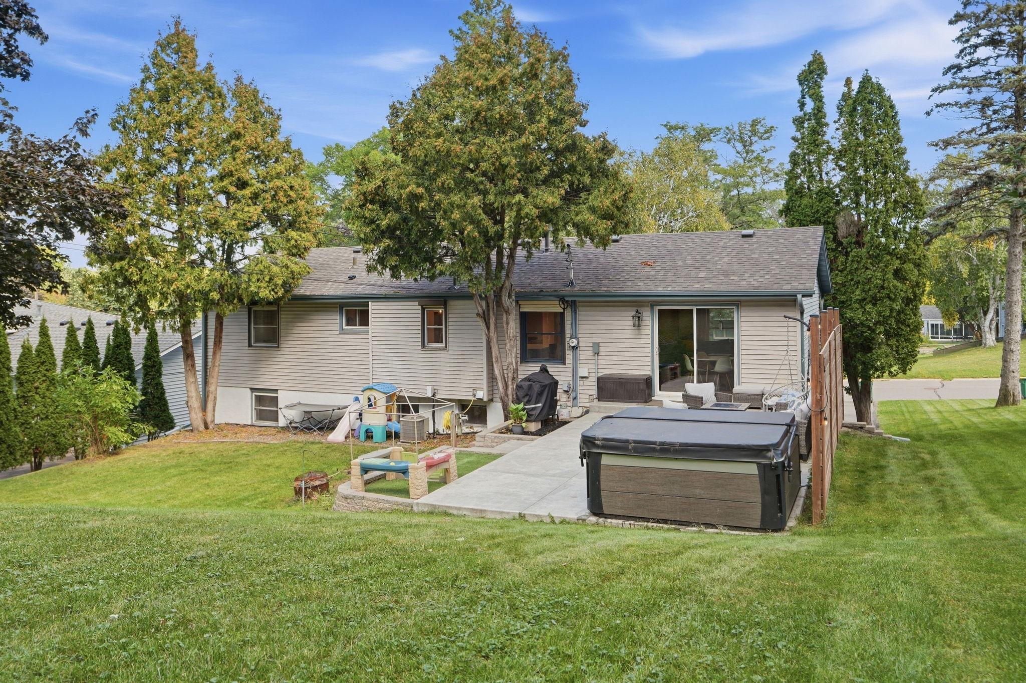 View of Residential at 3537 Zealand Avenue, New Hope MN 55427, New Hope (42 of 44) - Mike Wilen | Minnesota Team Real Estate