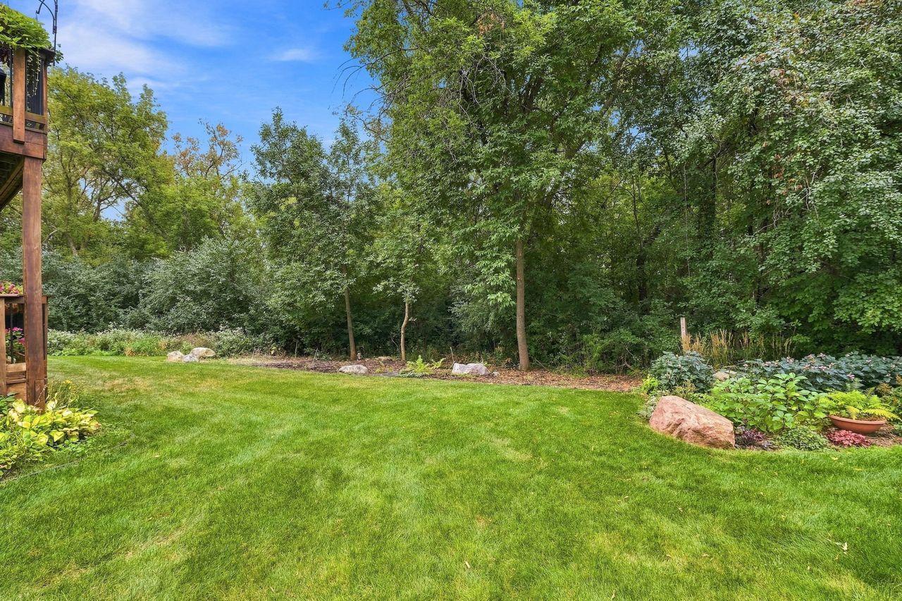 View of Residential at 18385 Creeks Bend Drive, Minnetonka MN 55345, Minnetonka (24 of 33) - Mike Wilen | Minnesota Team Real Estate