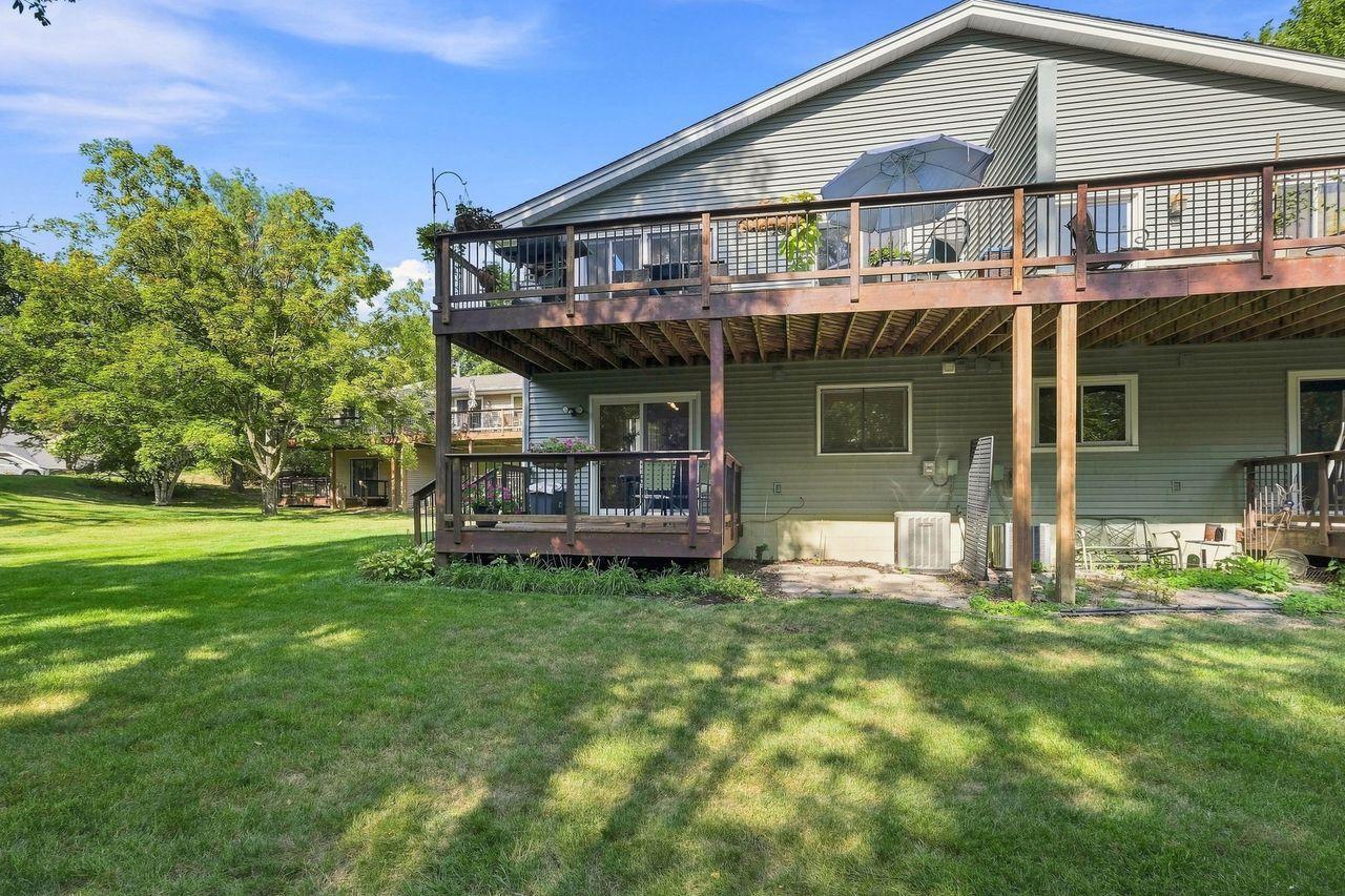 View of Residential at 18385 Creeks Bend Drive, Minnetonka MN 55345, Minnetonka (22 of 33) - Mike Wilen | Minnesota Team Real Estate