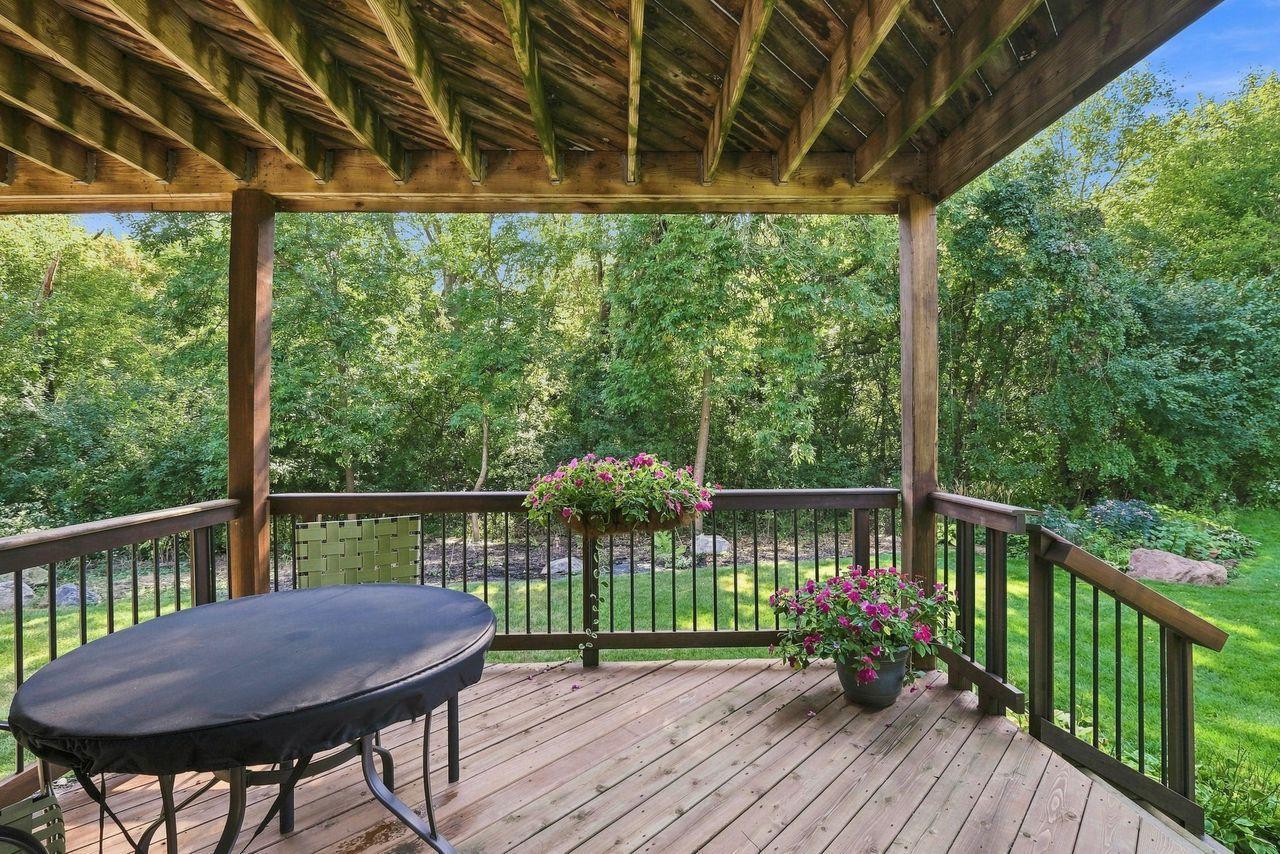 View of Residential at 18385 Creeks Bend Drive, Minnetonka MN 55345, Minnetonka (16 of 33) - Mike Wilen | Minnesota Team Real Estate