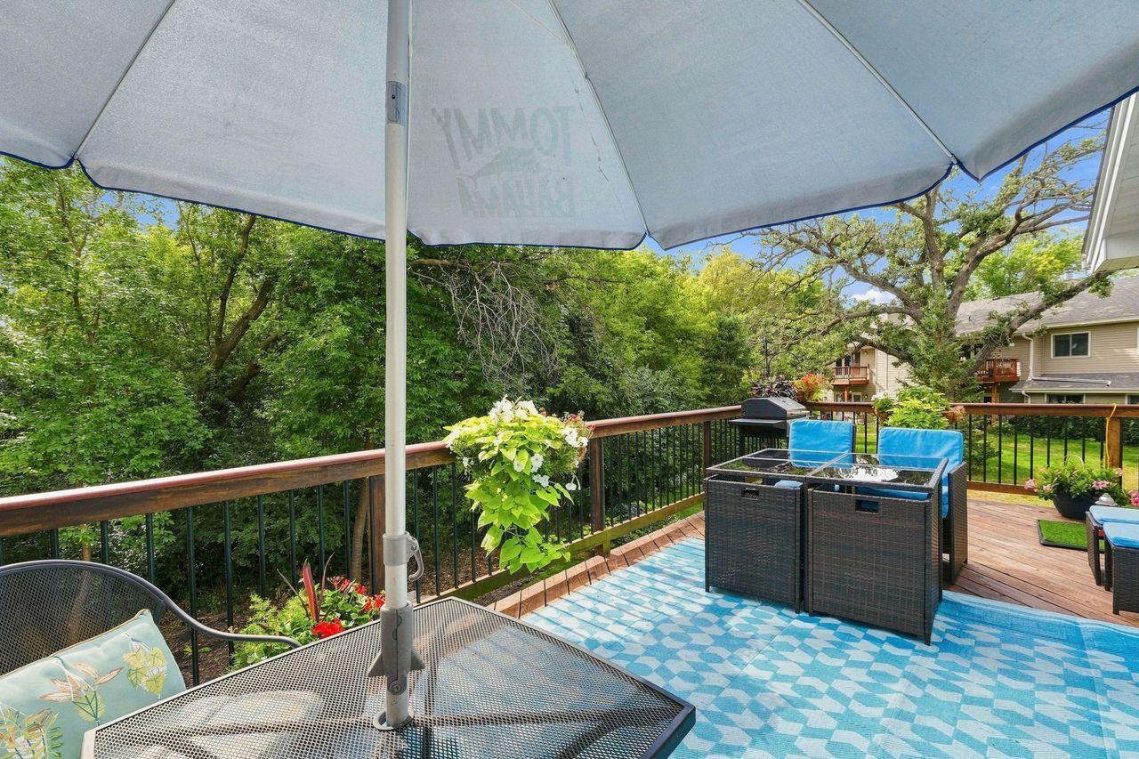 View of Residential at 18385 Creeks Bend Drive, Minnetonka MN 55345, Minnetonka (23 of 33) - Mike Wilen | Minnesota Team Real Estate