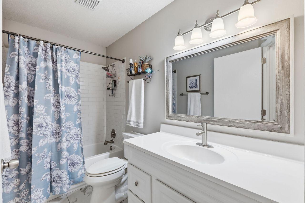 View of Residential at 18385 Creeks Bend Drive, Minnetonka MN 55345, Minnetonka (14 of 33) - Mike Wilen | Minnesota Team Real Estate