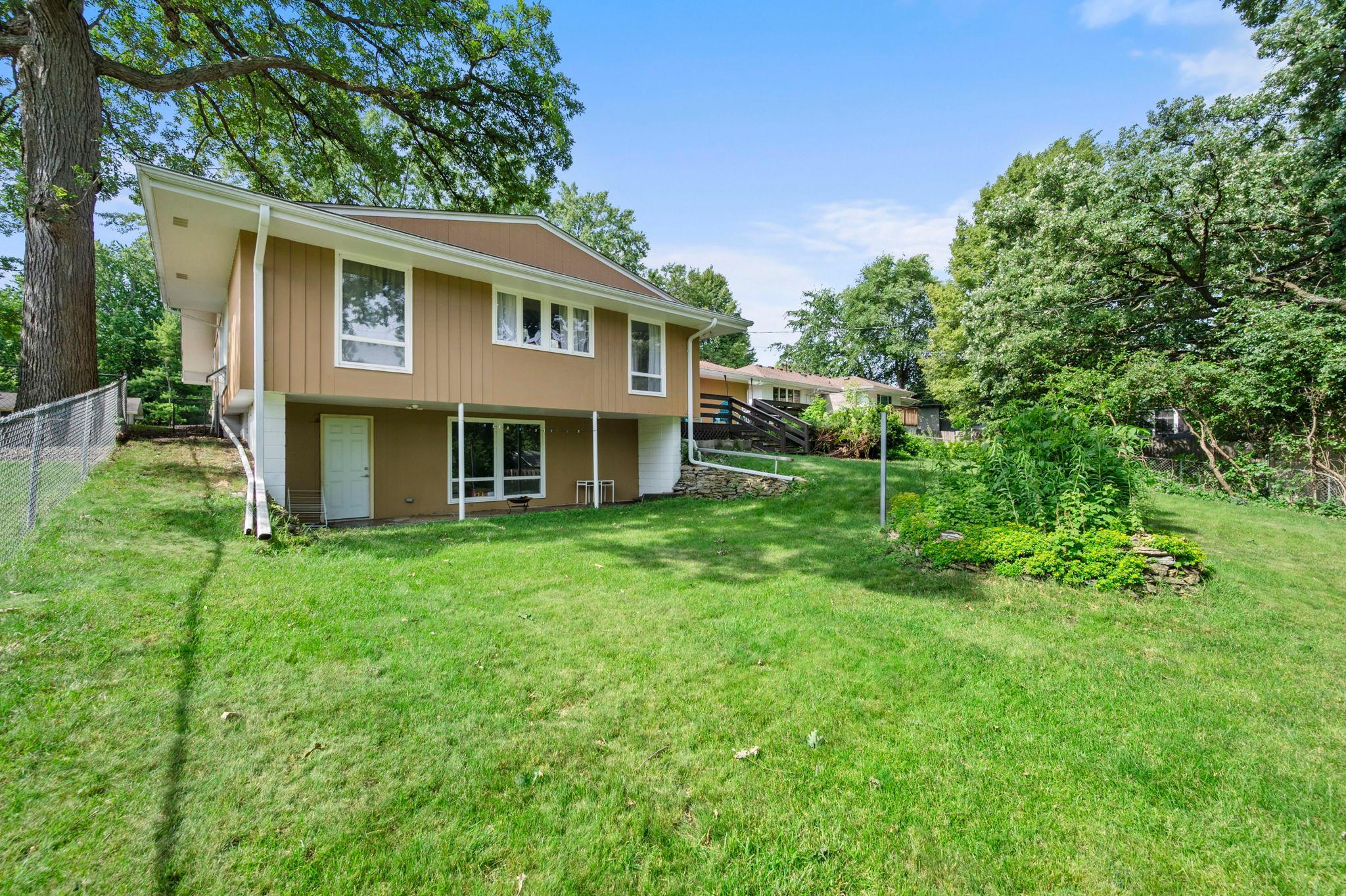 View of Residential at 7008 35th Avenue, Crystal MN 55427, Crystal (23 of 24) - Mike Wilen | Minnesota Team Real Estate