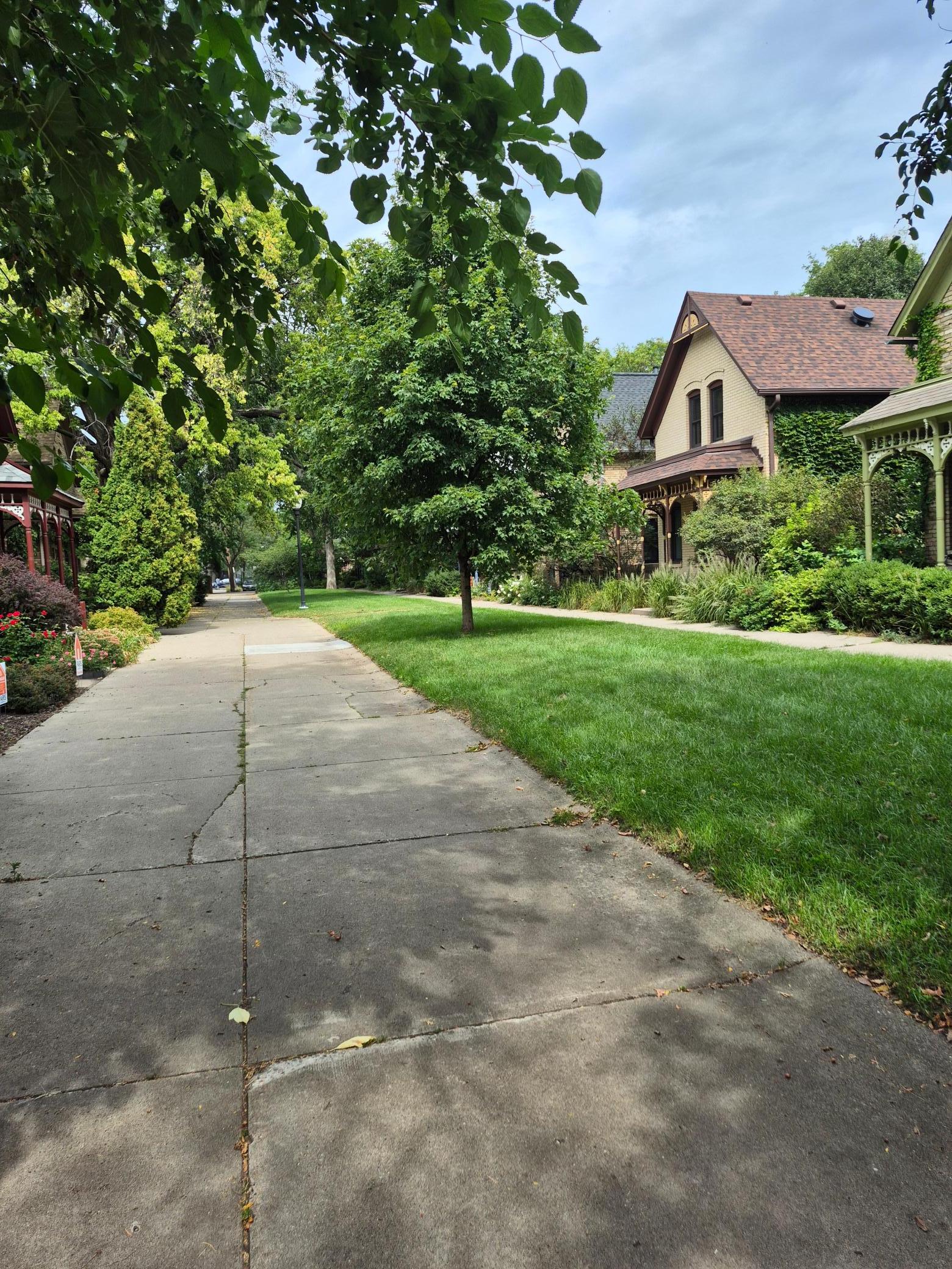 View of Residential at 2112 Milwaukee Avenue, Minneapolis MN 55404, Minneapolis (9 of 15) - Mike Wilen | Minnesota Team Real Estate