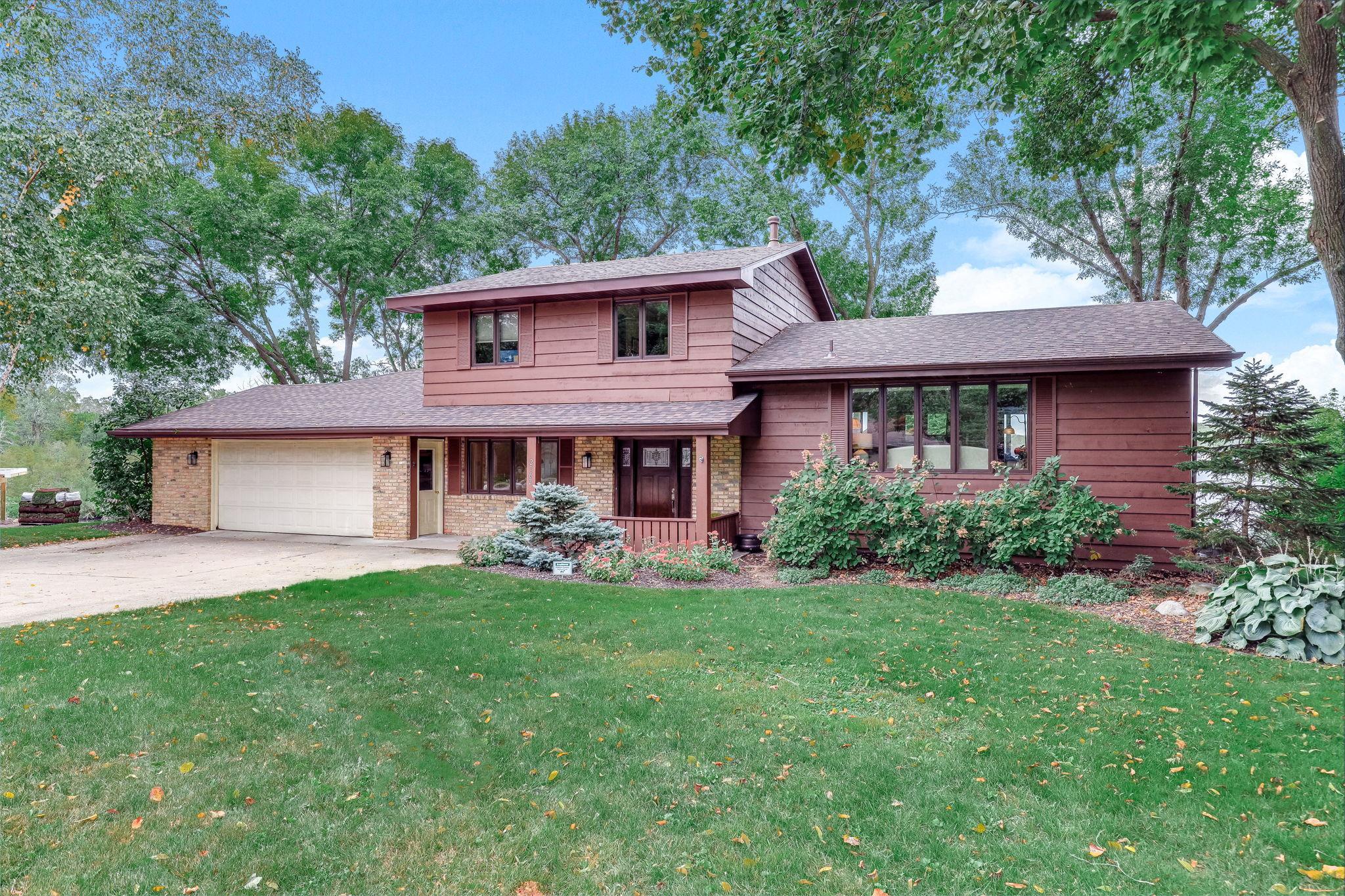 View of Residential at 2162 Lakebrook Drive, New Brighton MN 55112, New Brighton (6 of 44) - Mike Wilen | Minnesota Team Real Estate