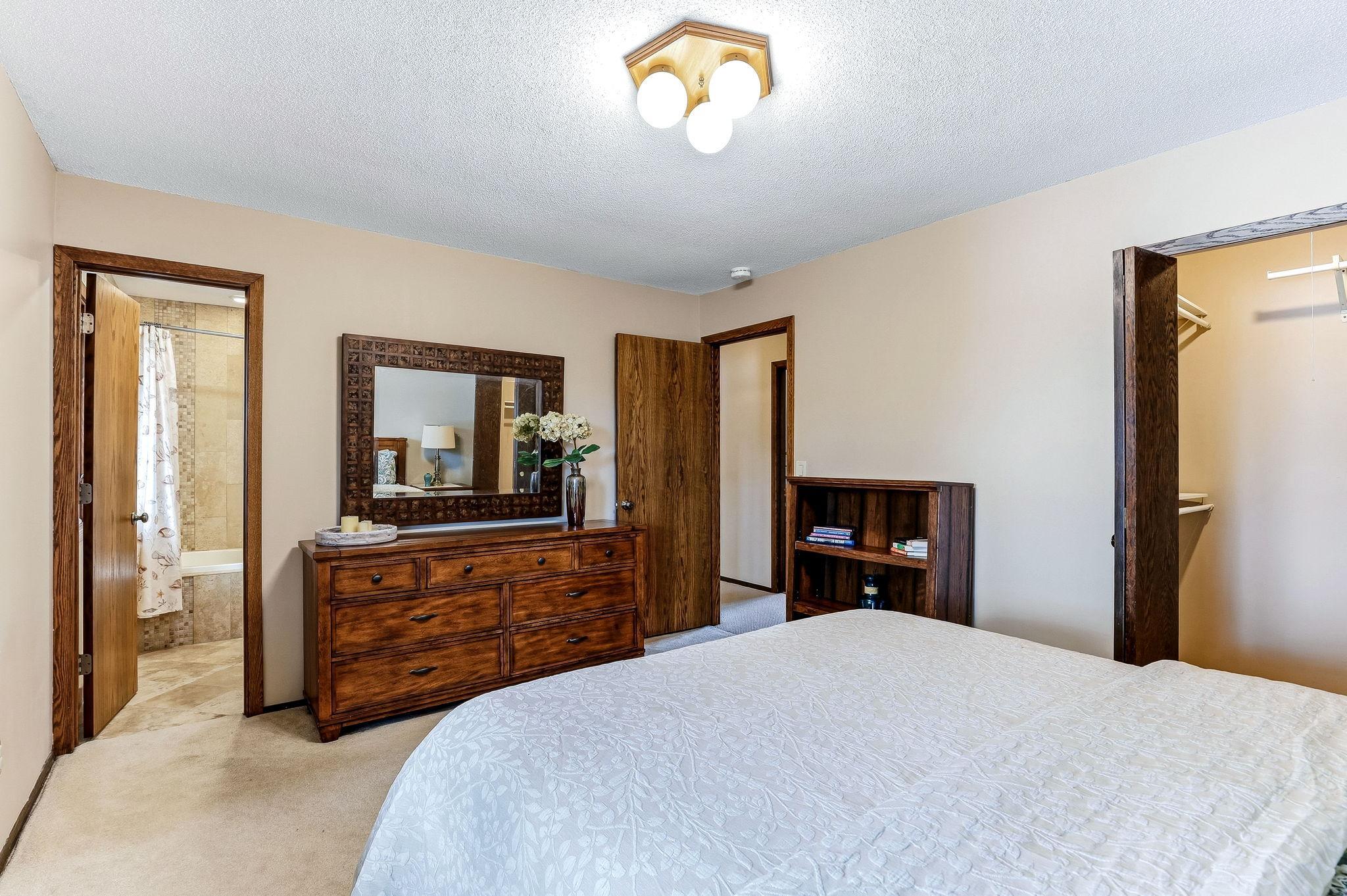 View of Residential at 2162 Lakebrook Drive, New Brighton MN 55112, New Brighton (33 of 44) - Mike Wilen | Minnesota Team Real Estate