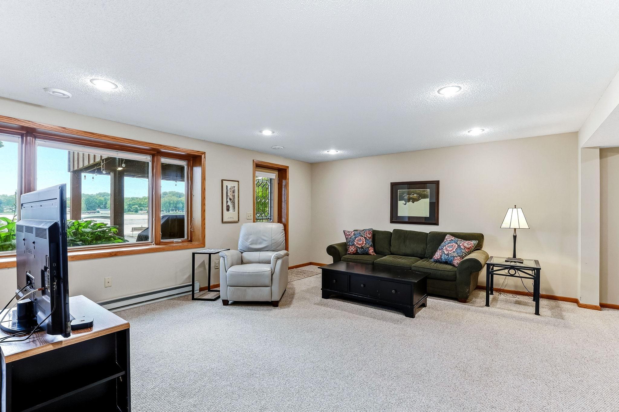View of Residential at 2162 Lakebrook Drive, New Brighton MN 55112, New Brighton (40 of 44) - Mike Wilen | Minnesota Team Real Estate