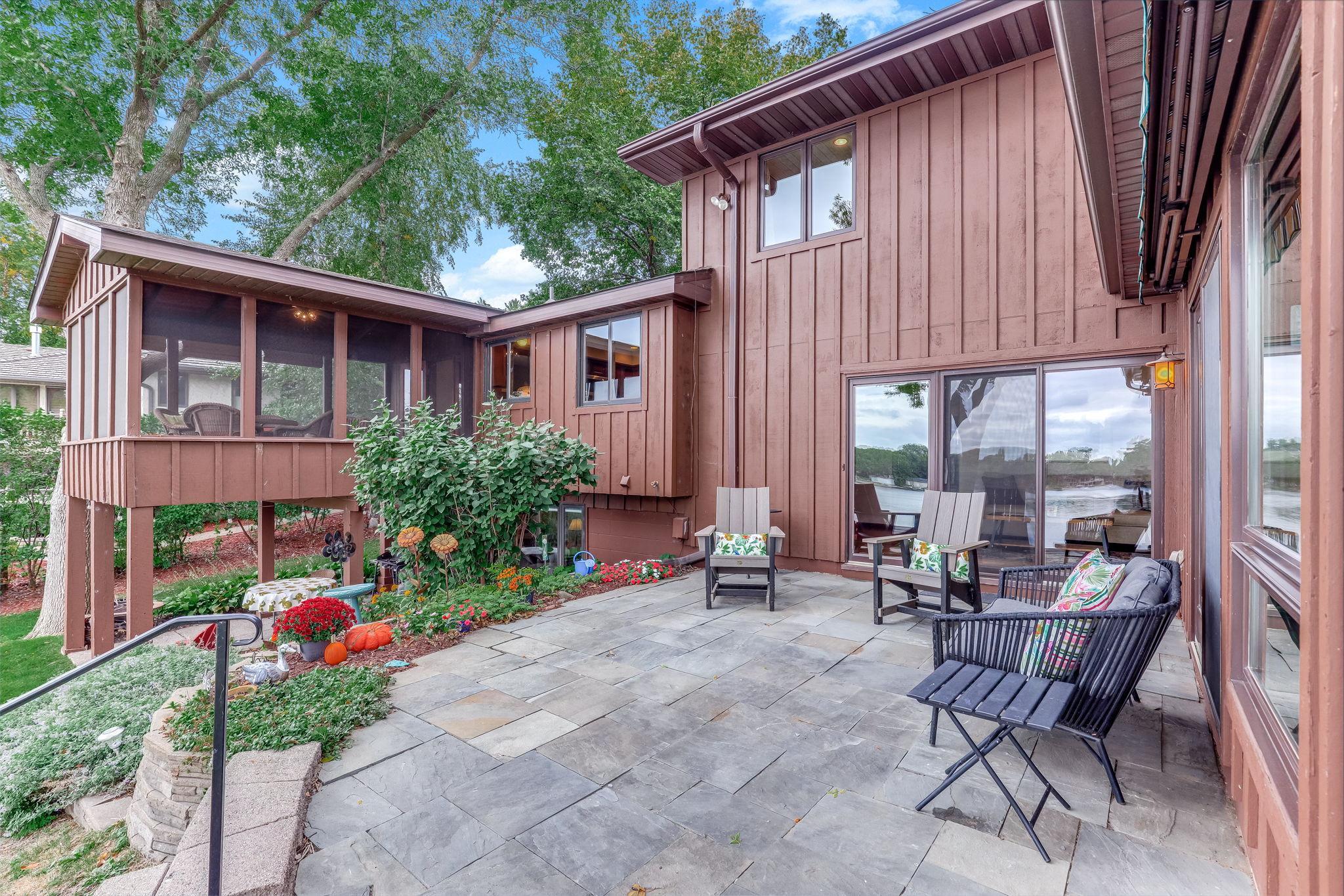 View of Residential at 2162 Lakebrook Drive, New Brighton MN 55112, New Brighton (31 of 44) - Mike Wilen | Minnesota Team Real Estate